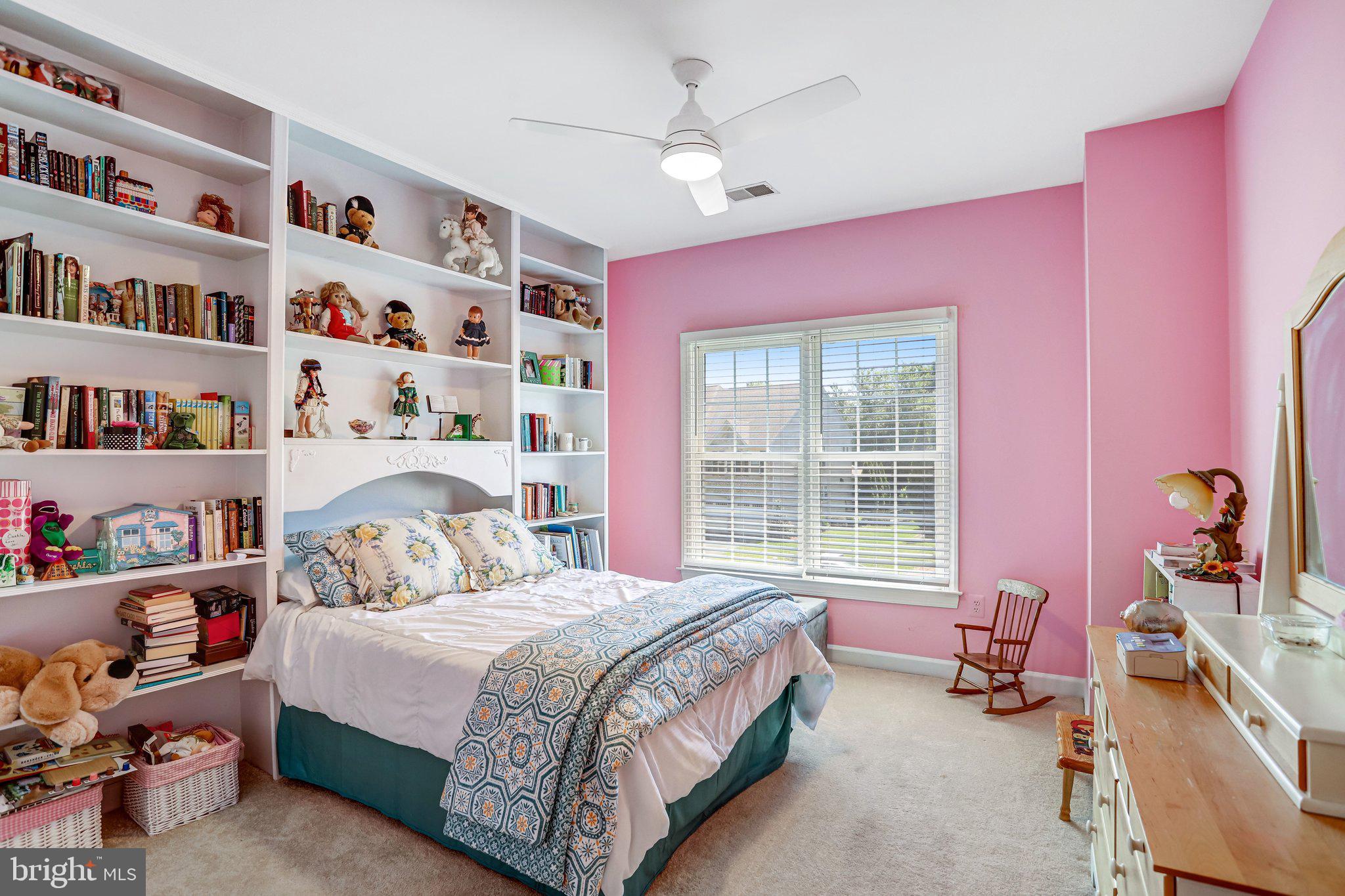POTOMAC FALLS - Residential