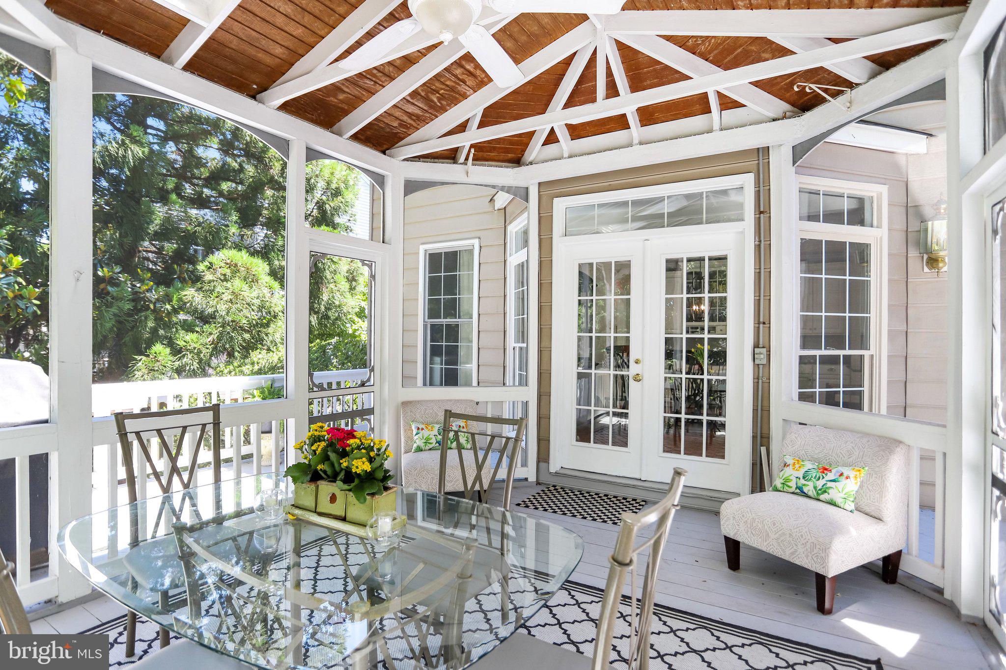 POTOMAC FALLS - Residential