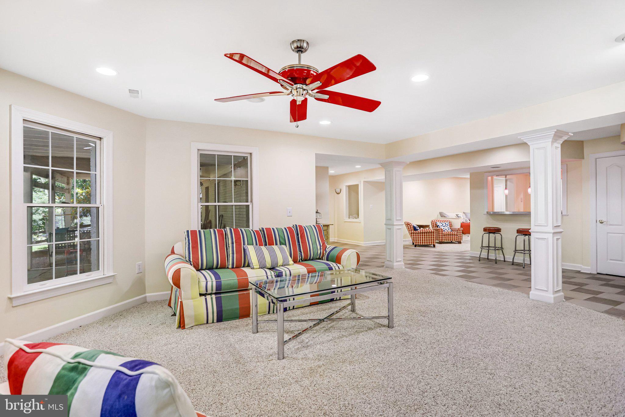 POTOMAC FALLS - Residential