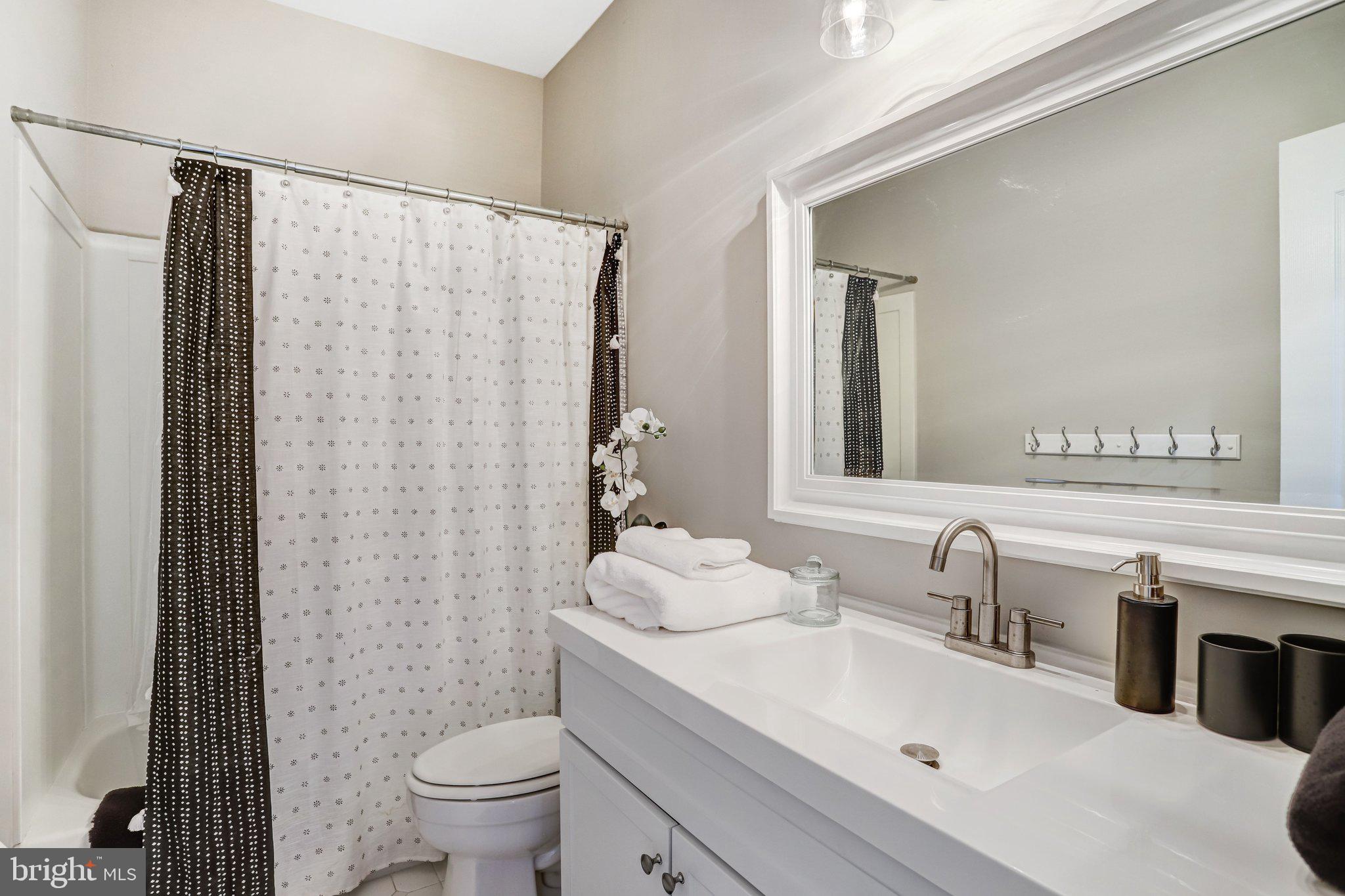 POTOMAC FALLS - Residential