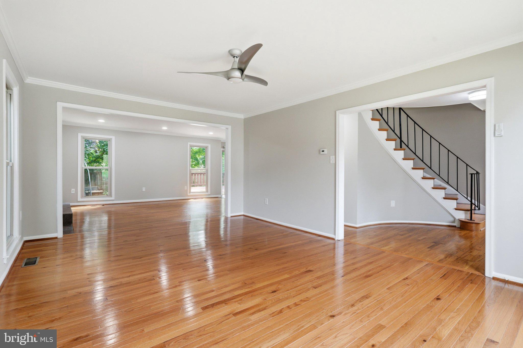 REDLAND STATION - Residential
