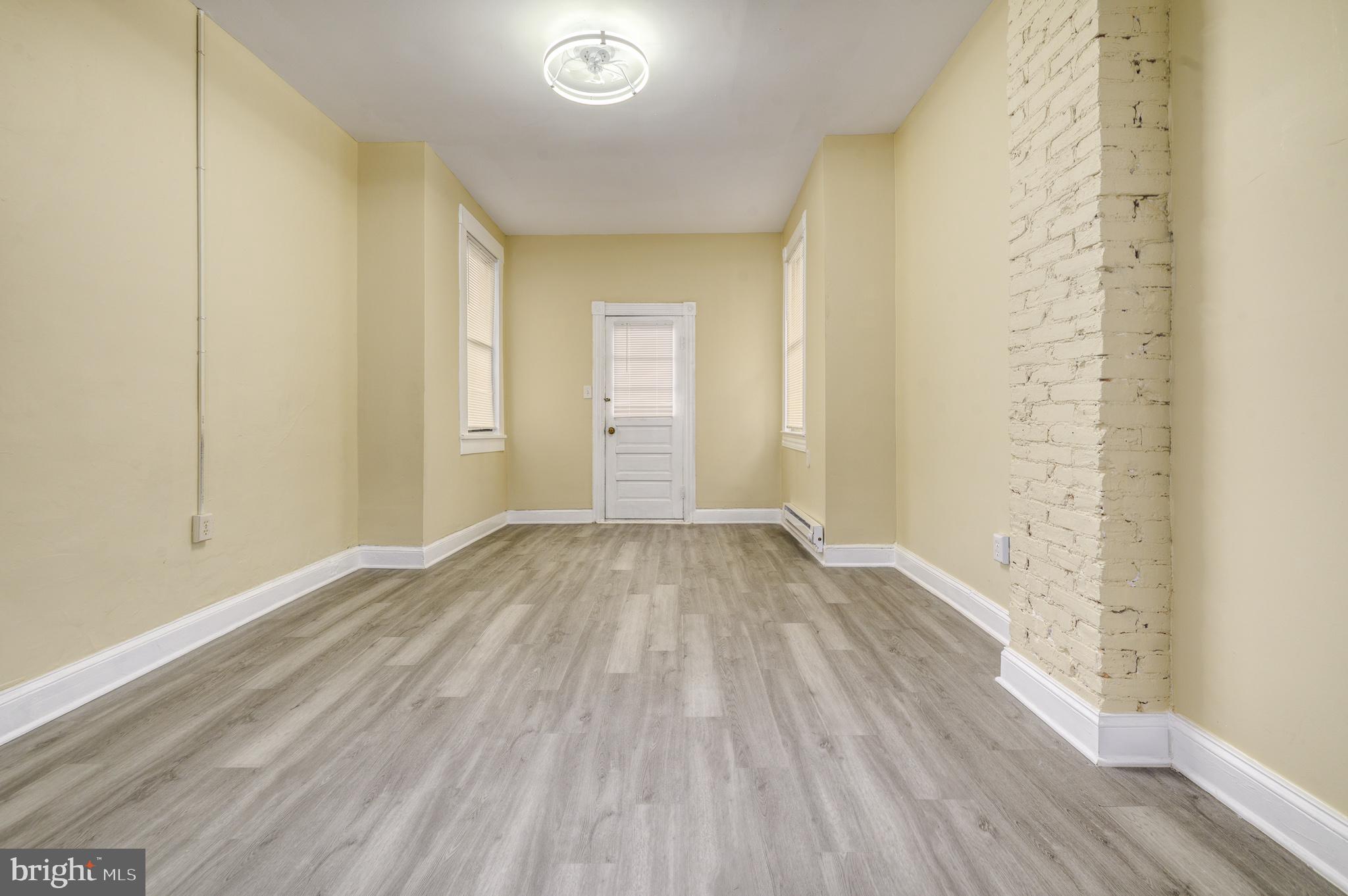 CHARLES VILLAGE - Residential