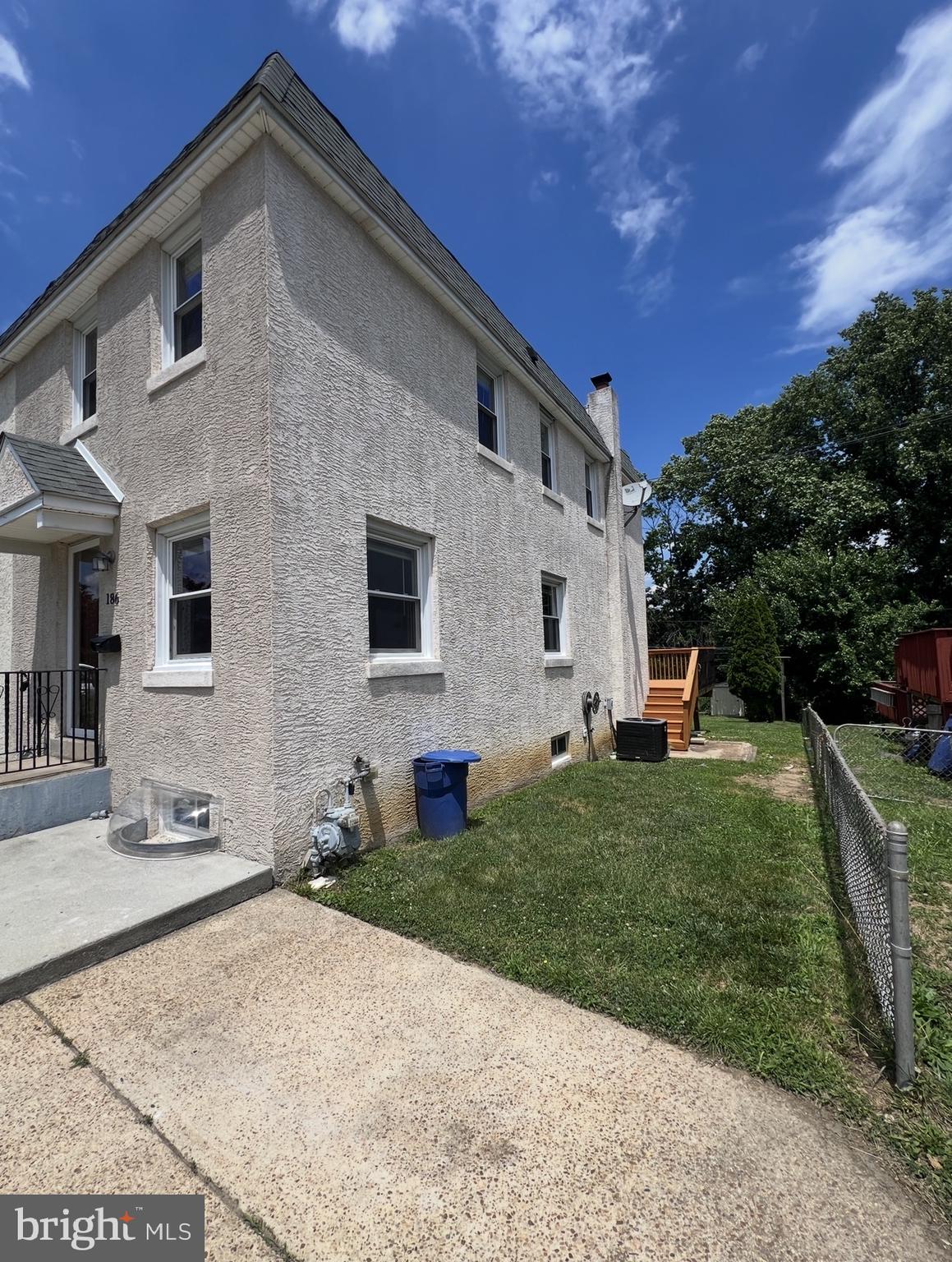 RIDLEY PARK - Residential