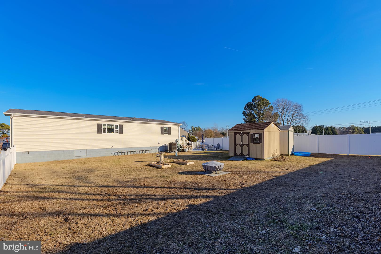 JOHN BURTON MANOR - Residential