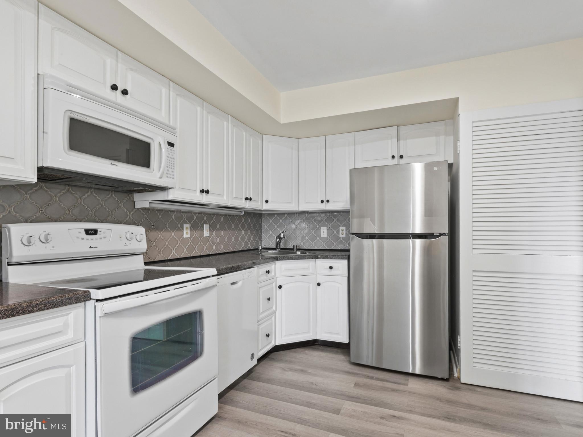 ANNEN WOODS - Residential