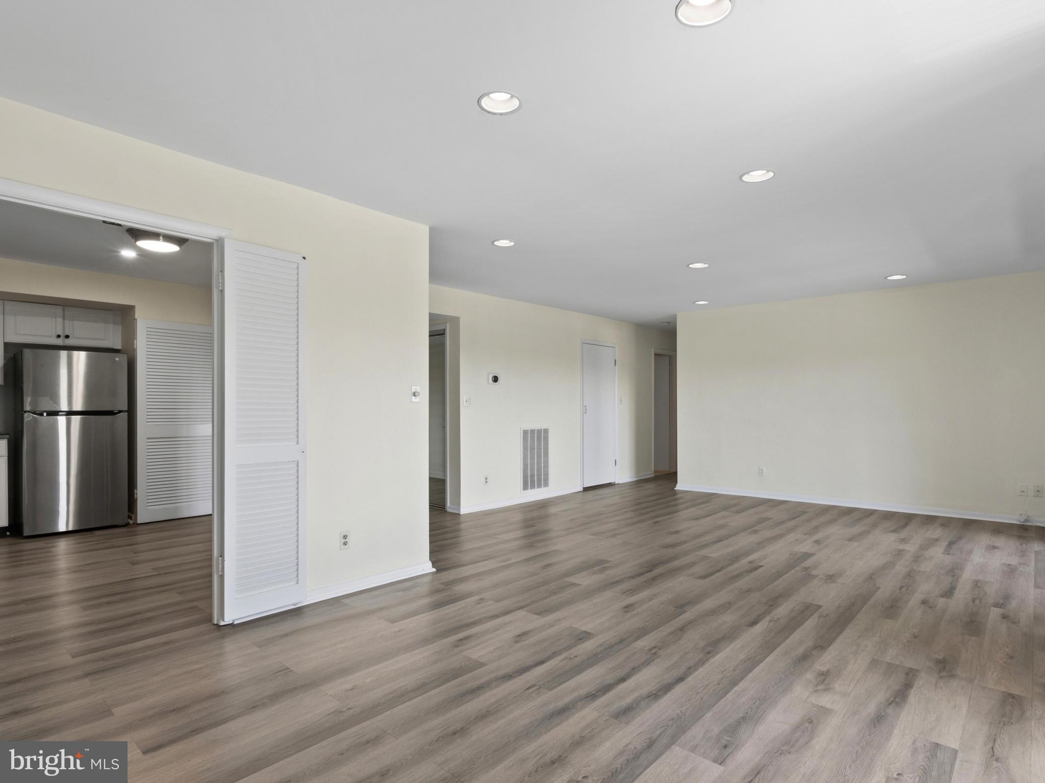 ANNEN WOODS - Residential