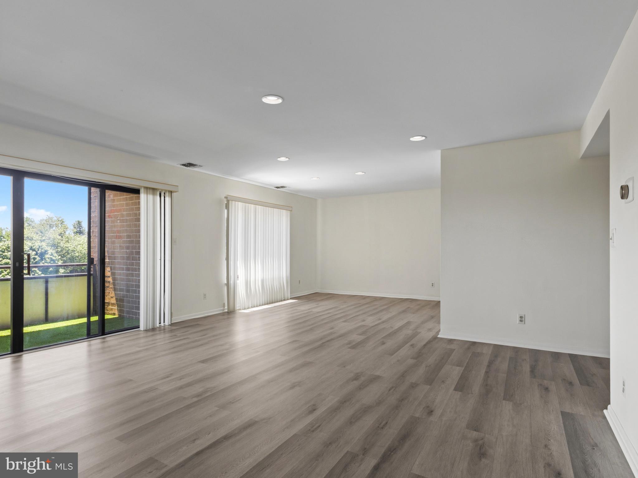 ANNEN WOODS - Residential