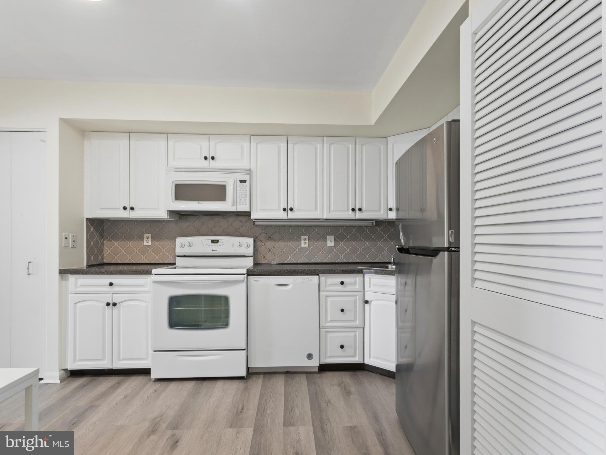 ANNEN WOODS - Residential