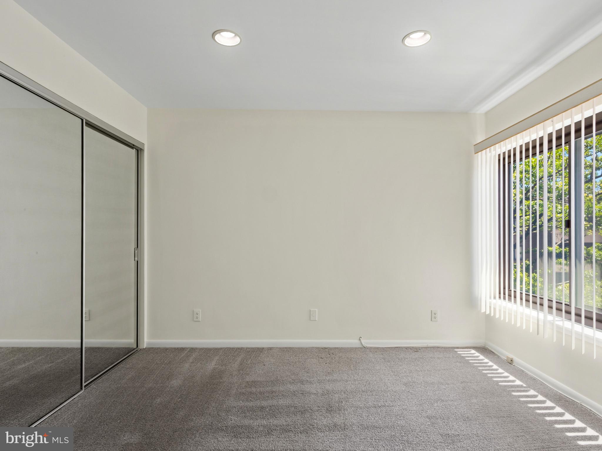 ANNEN WOODS - Residential