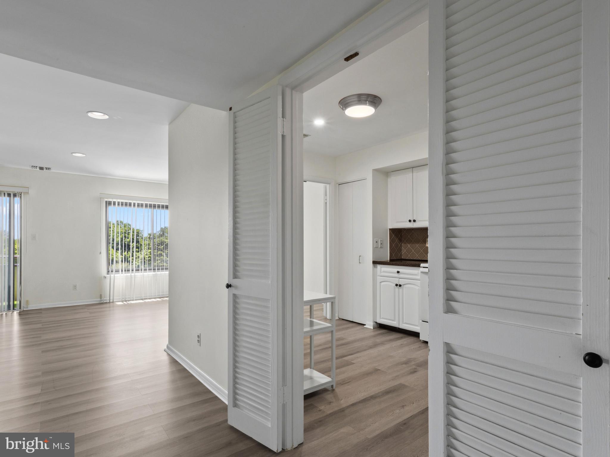 ANNEN WOODS - Residential