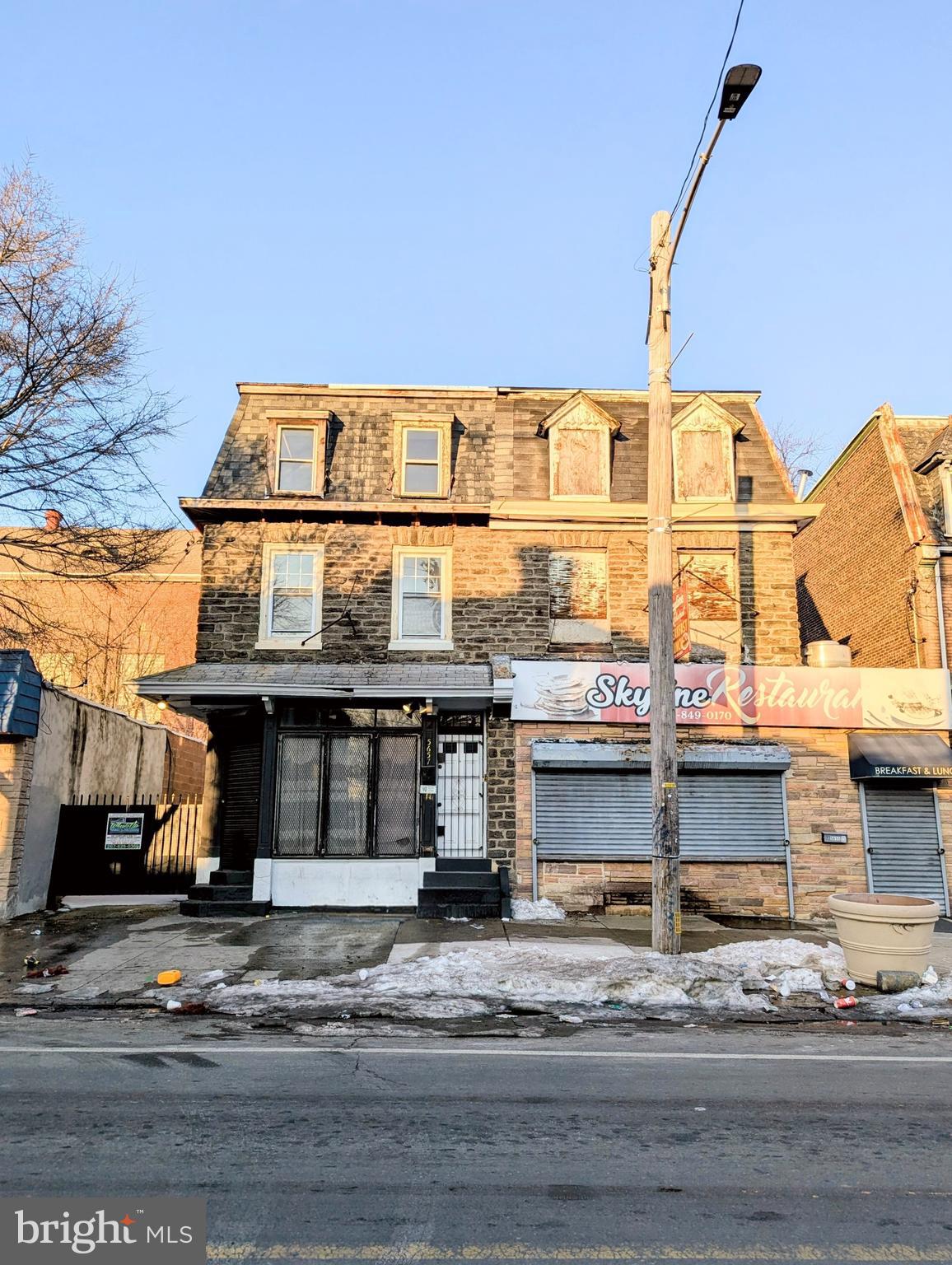 GERMANTOWN - Commercial Sale