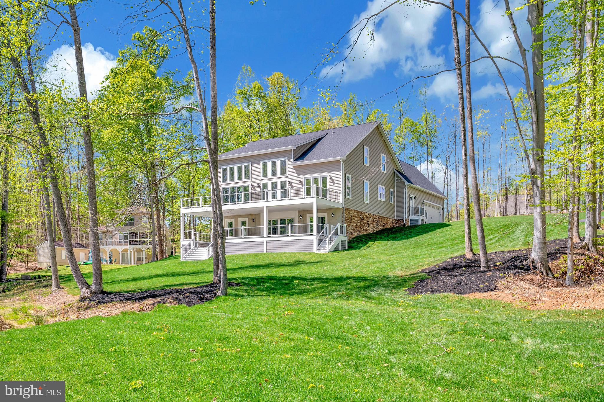 MILL RUN - Residential