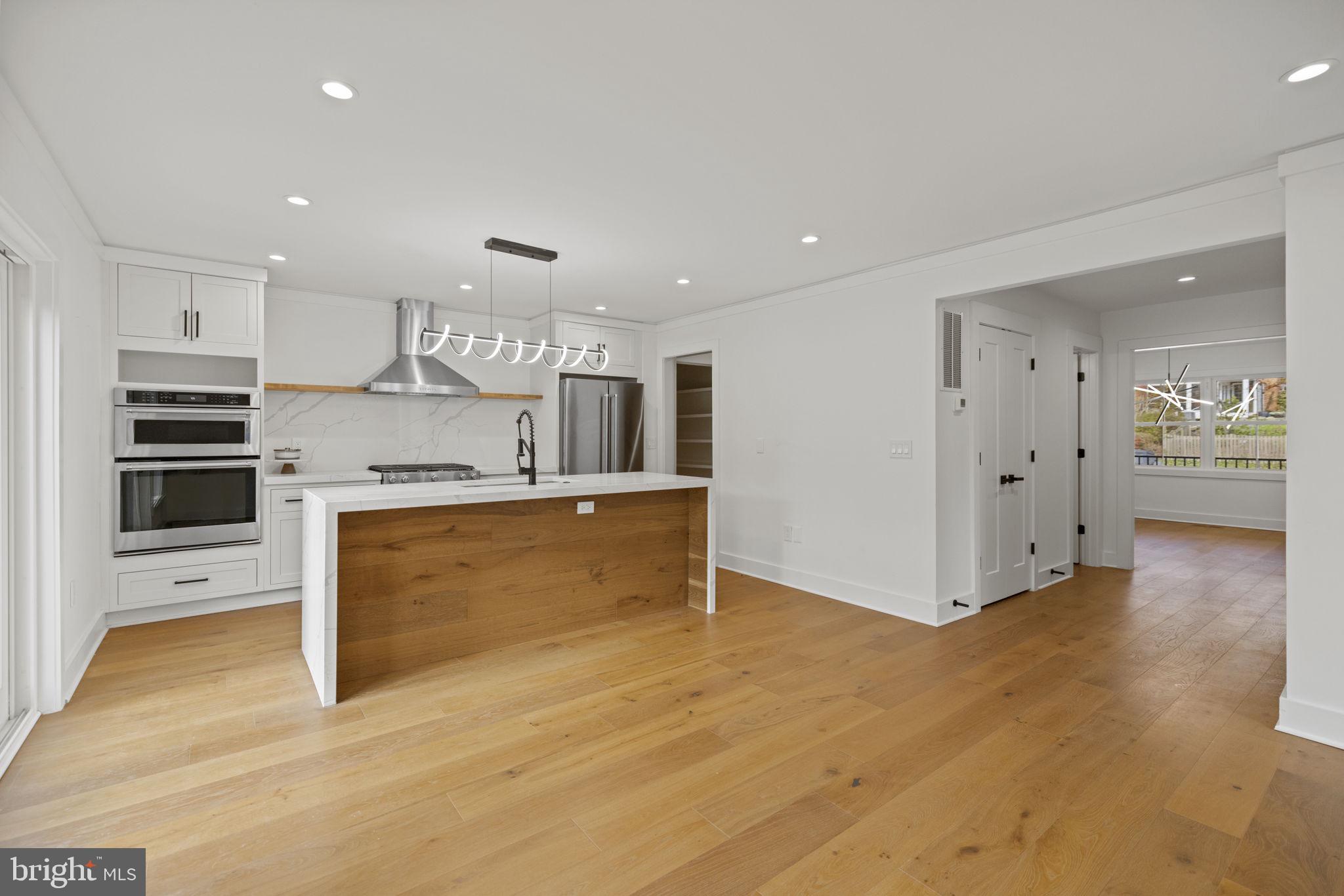 BRADDOCK HEIGHTS - Residential