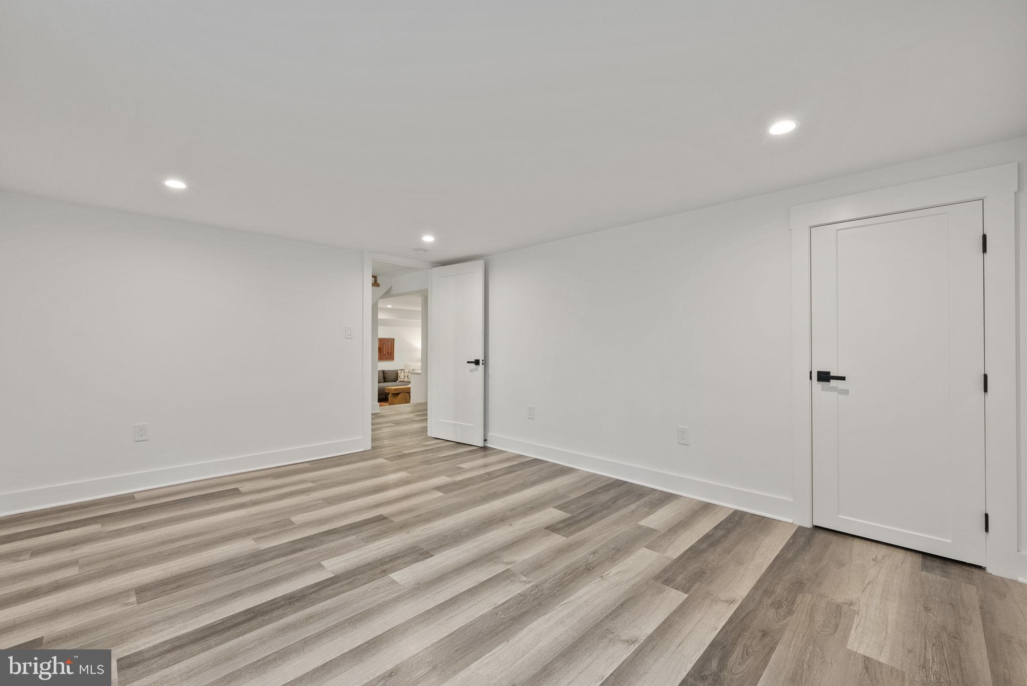 BRADDOCK HEIGHTS - Residential