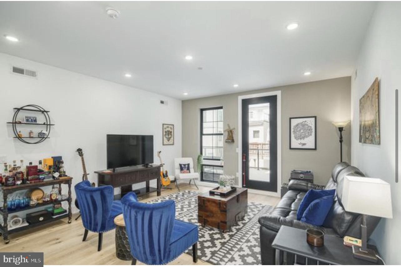 FISHTOWN - Residential Lease