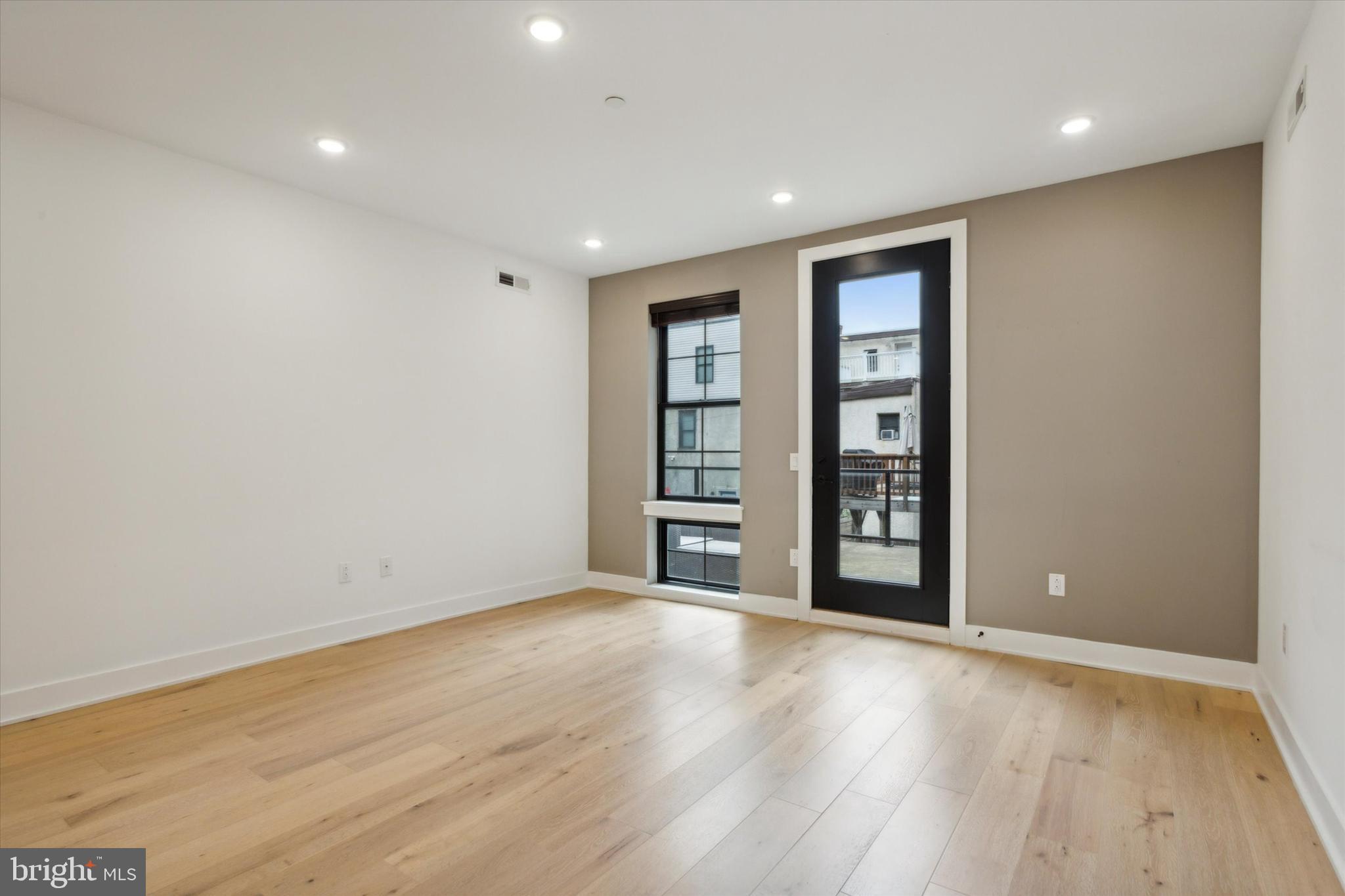 FISHTOWN - Residential Lease