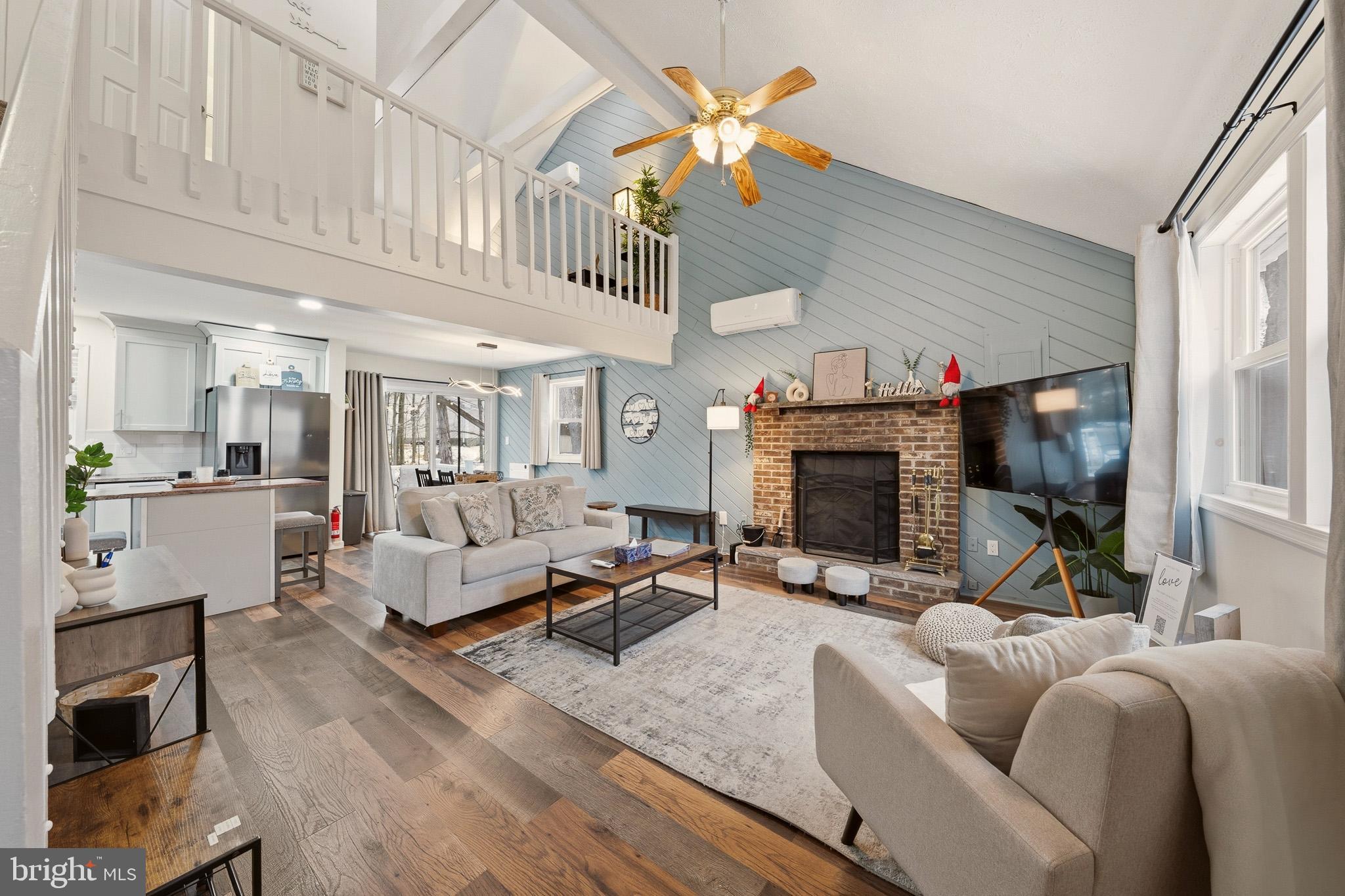 POCONO COUNTRY PLACE - Residential
