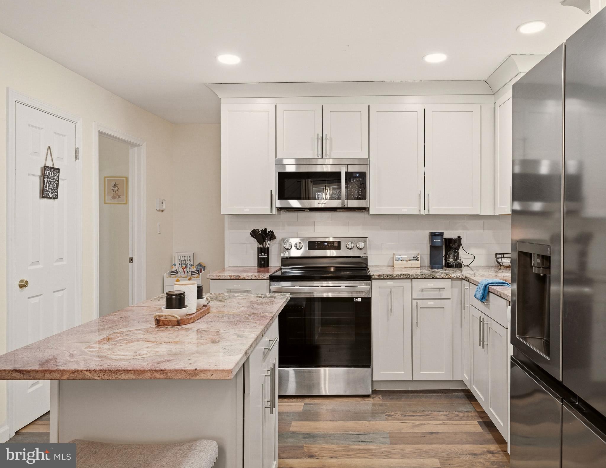 POCONO COUNTRY PLACE - Residential