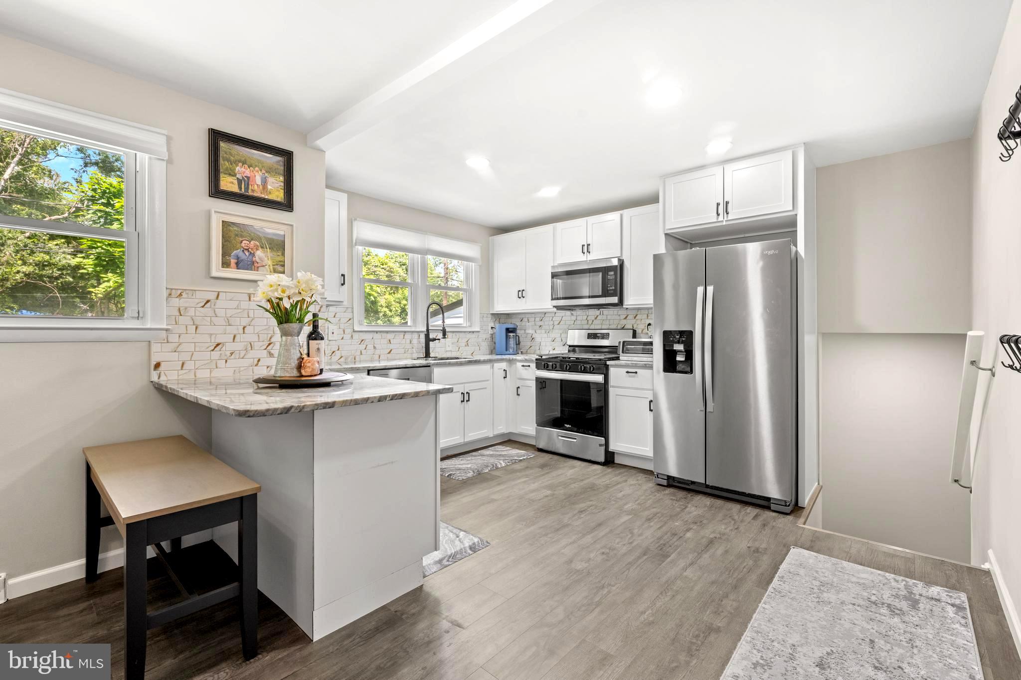 HOLIDAY HILLS - Residential