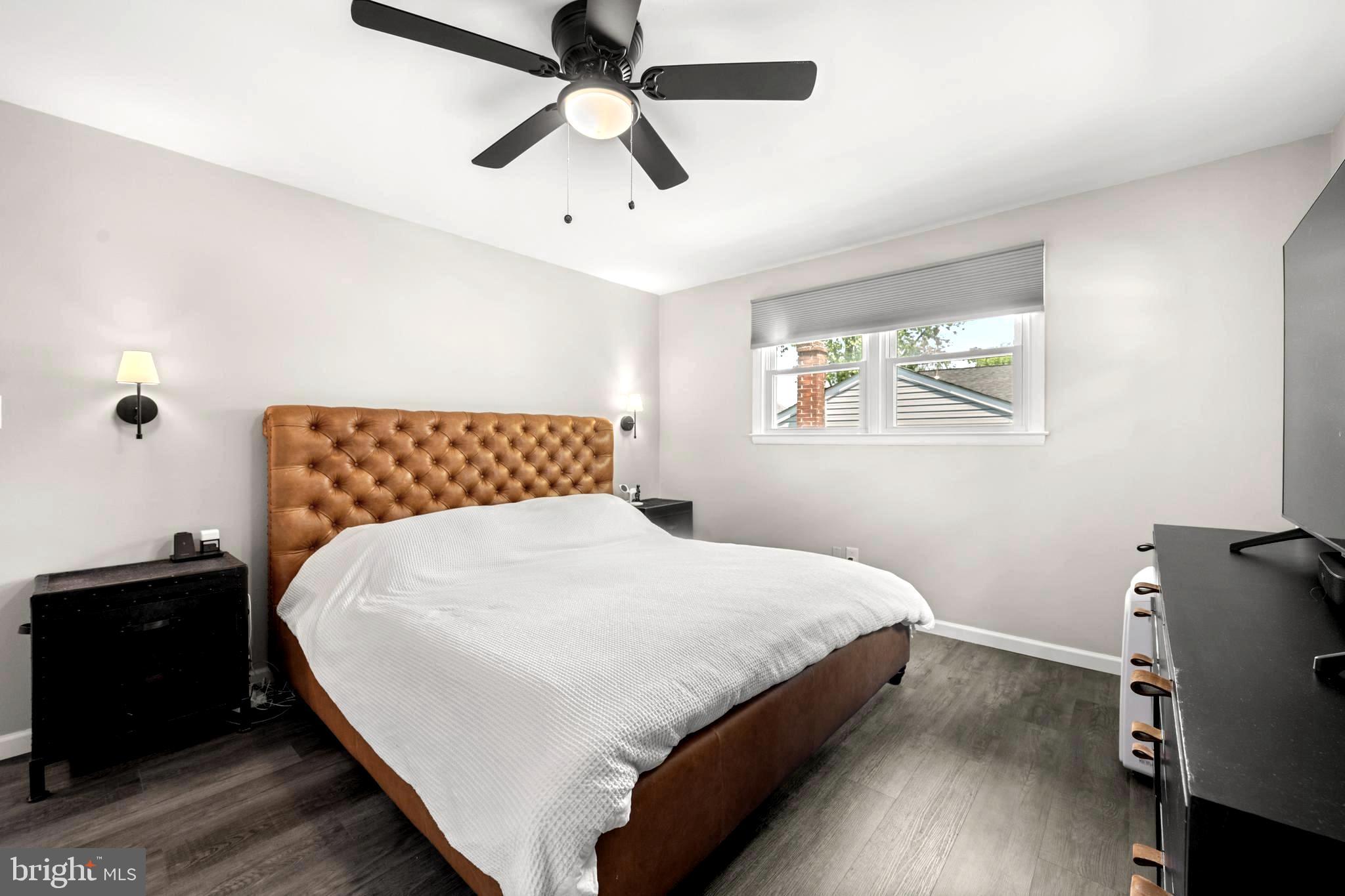 HOLIDAY HILLS - Residential