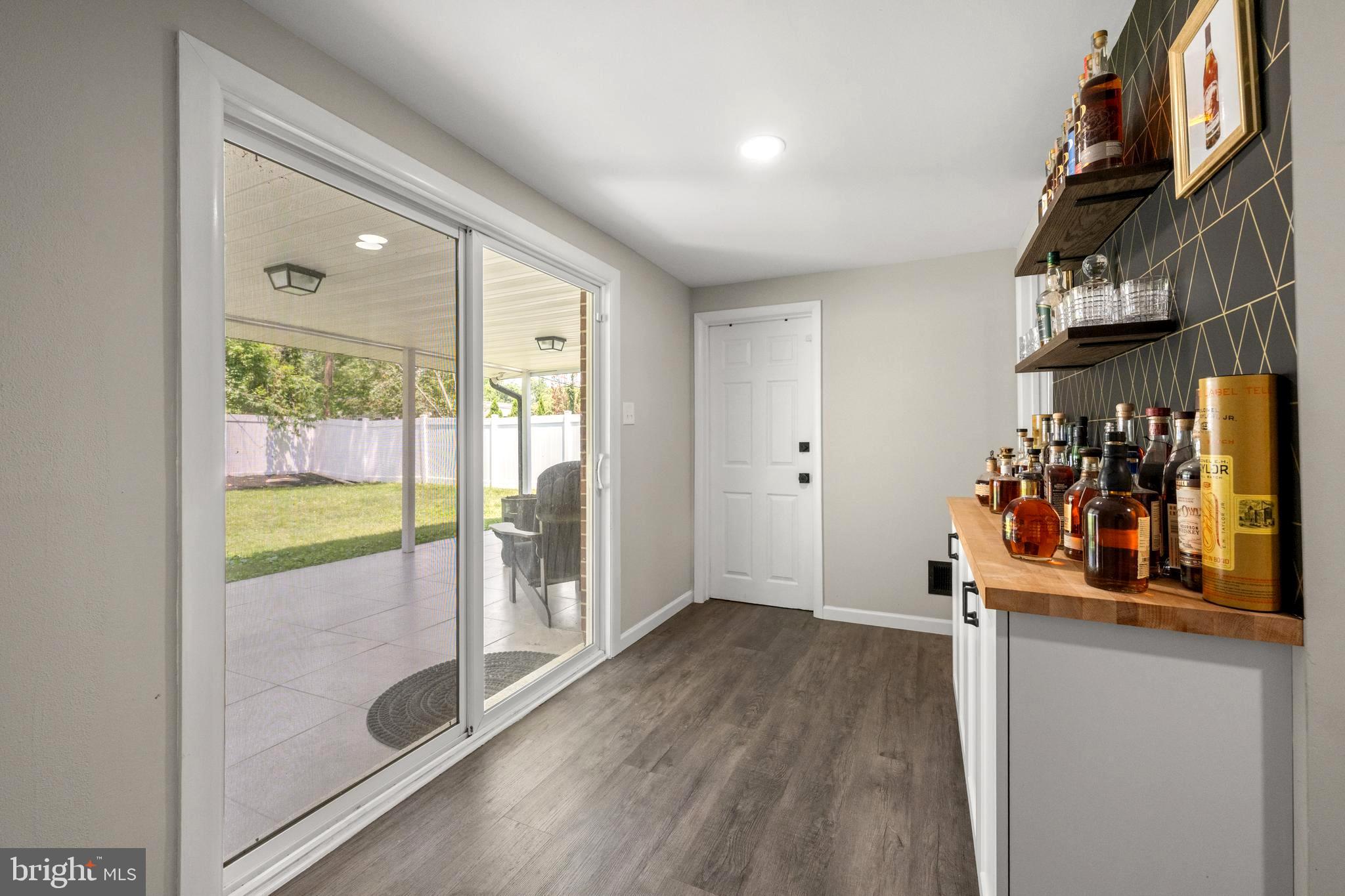 HOLIDAY HILLS - Residential