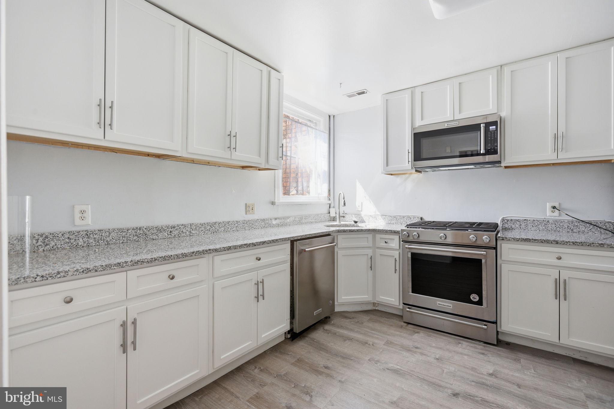 LOGAN - Residential