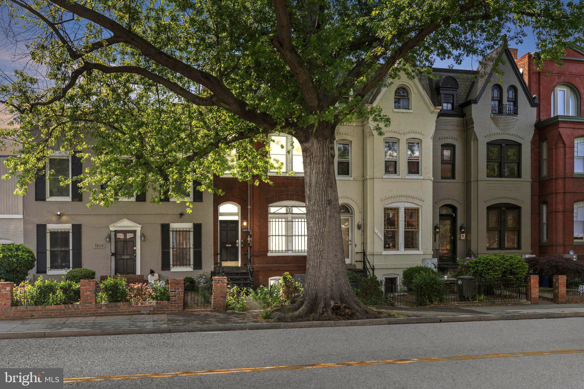 LOGAN - Residential