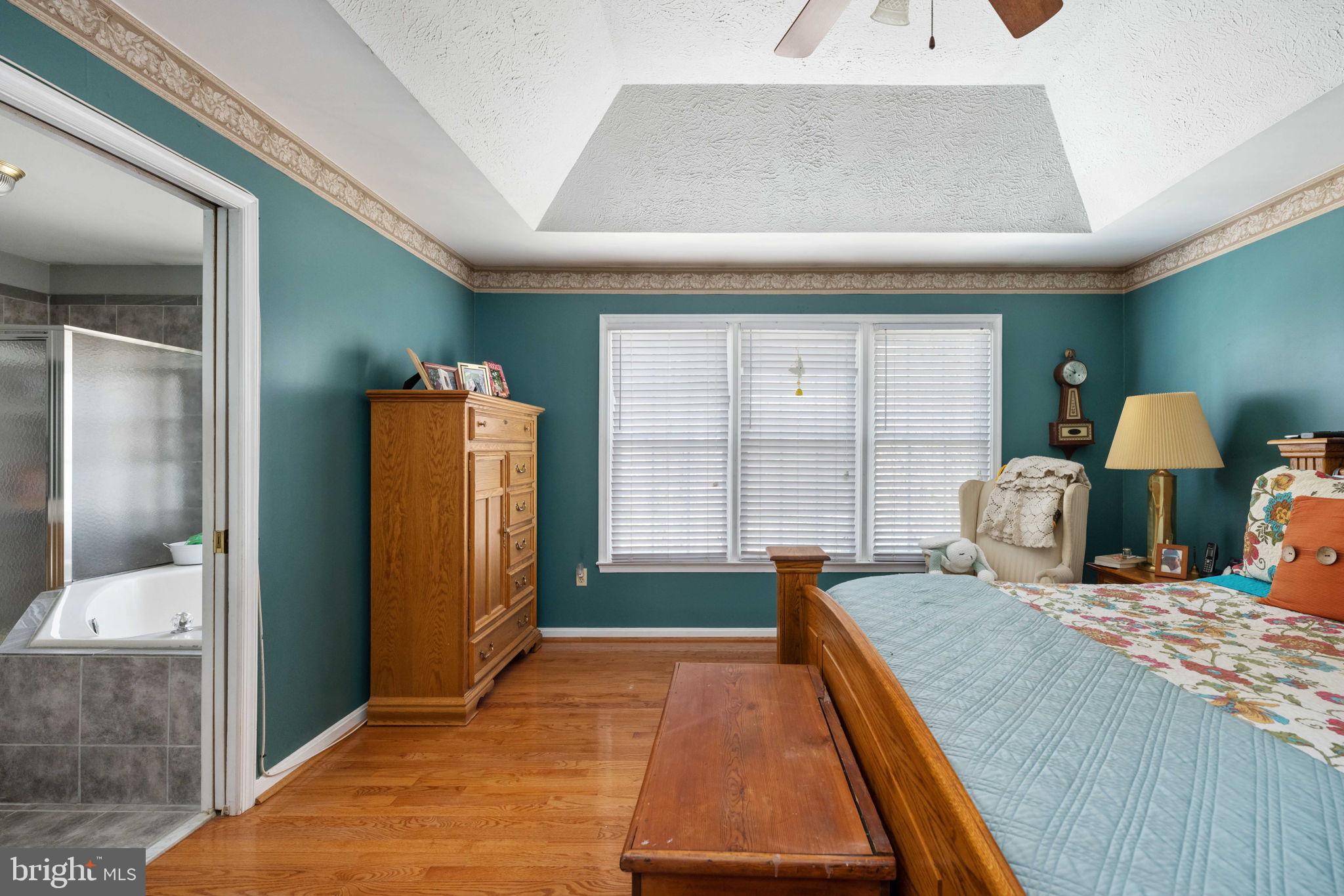 SEVEN LAKES - Residential