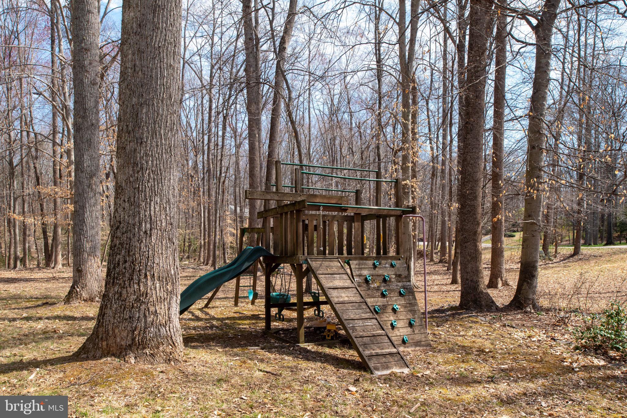 SEVEN LAKES - Residential