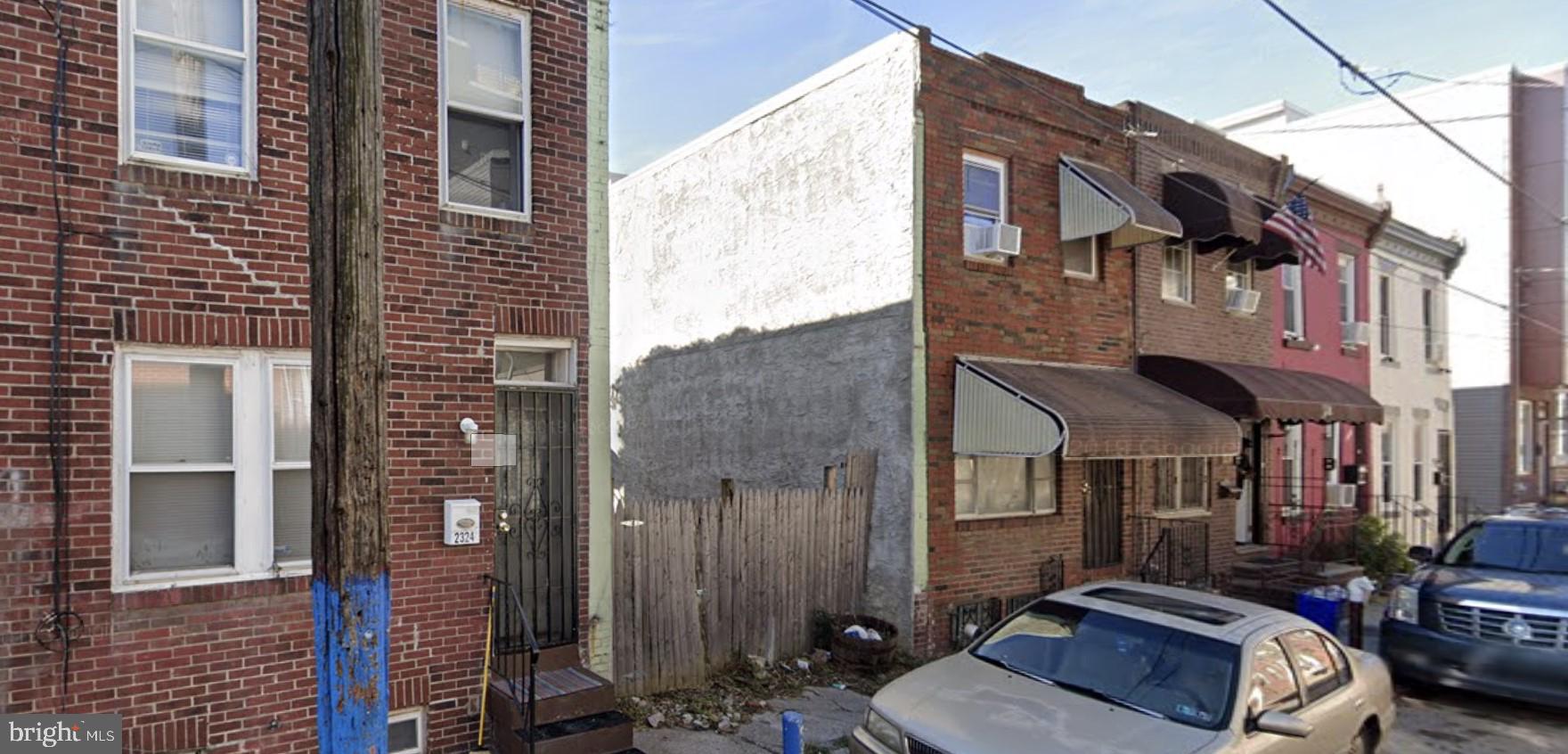 Vacant land prime for a development, make an offer!