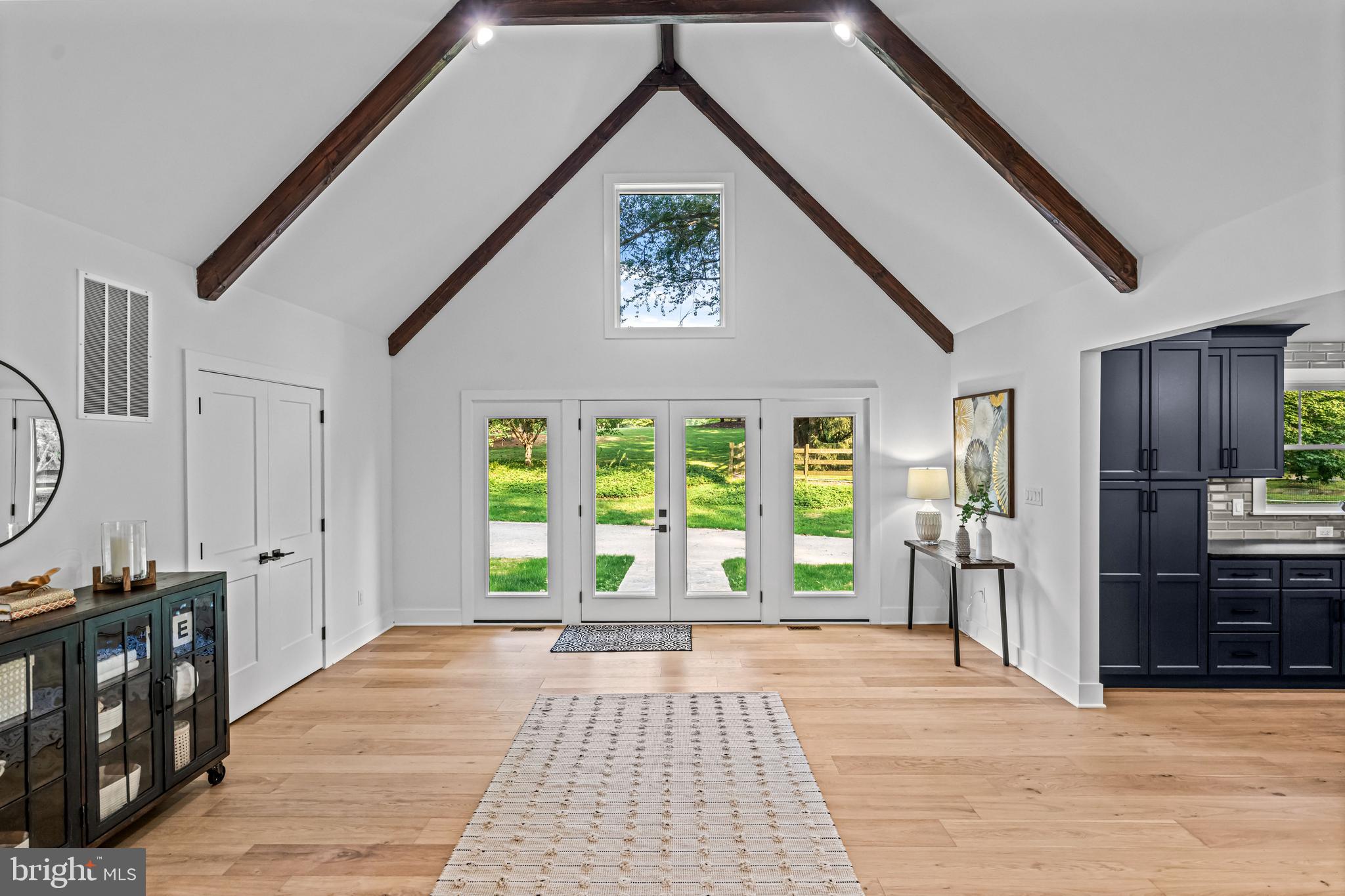 CRICKLEWOOD - Residential