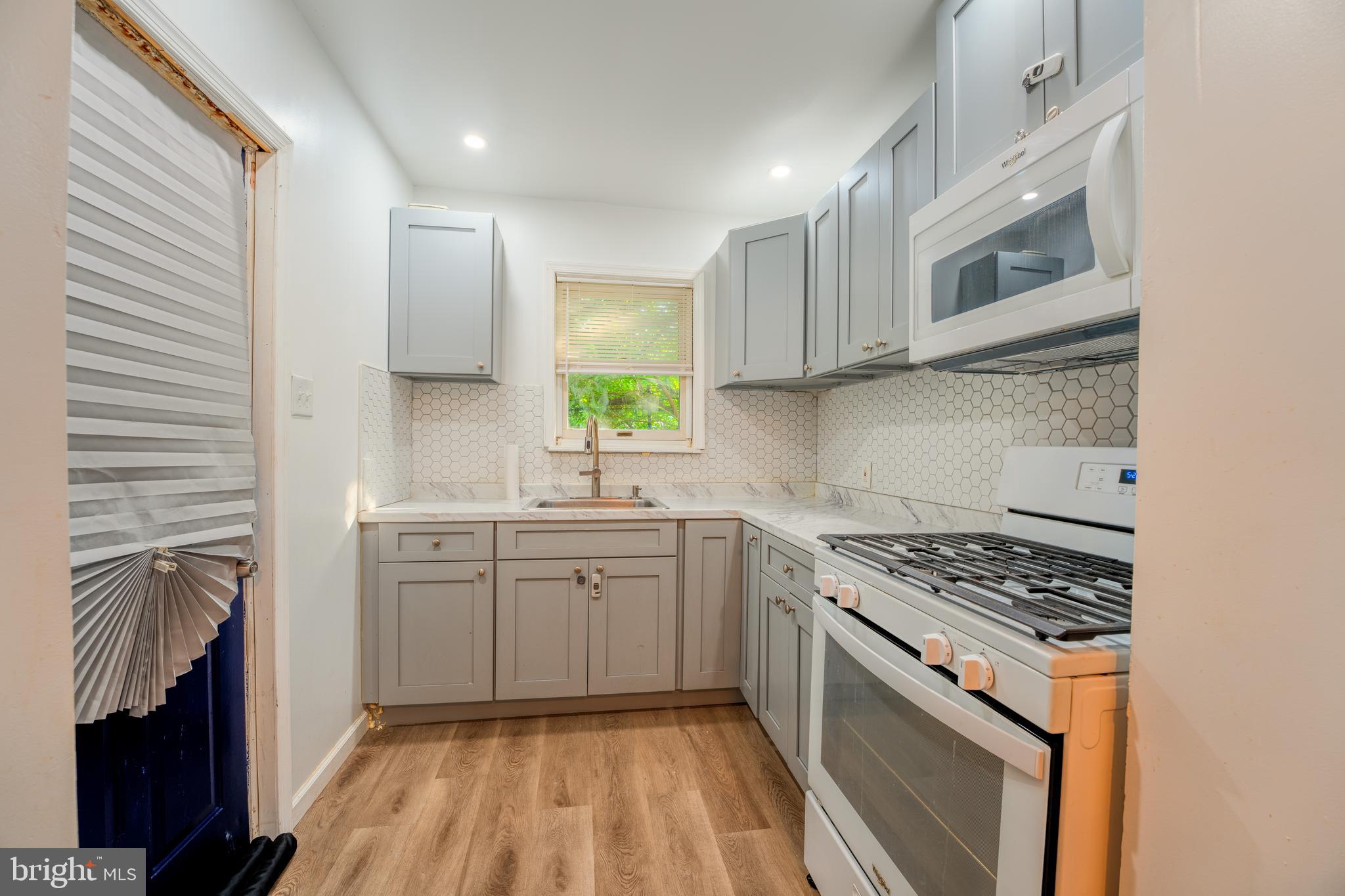 PHILADELPHIA - Residential