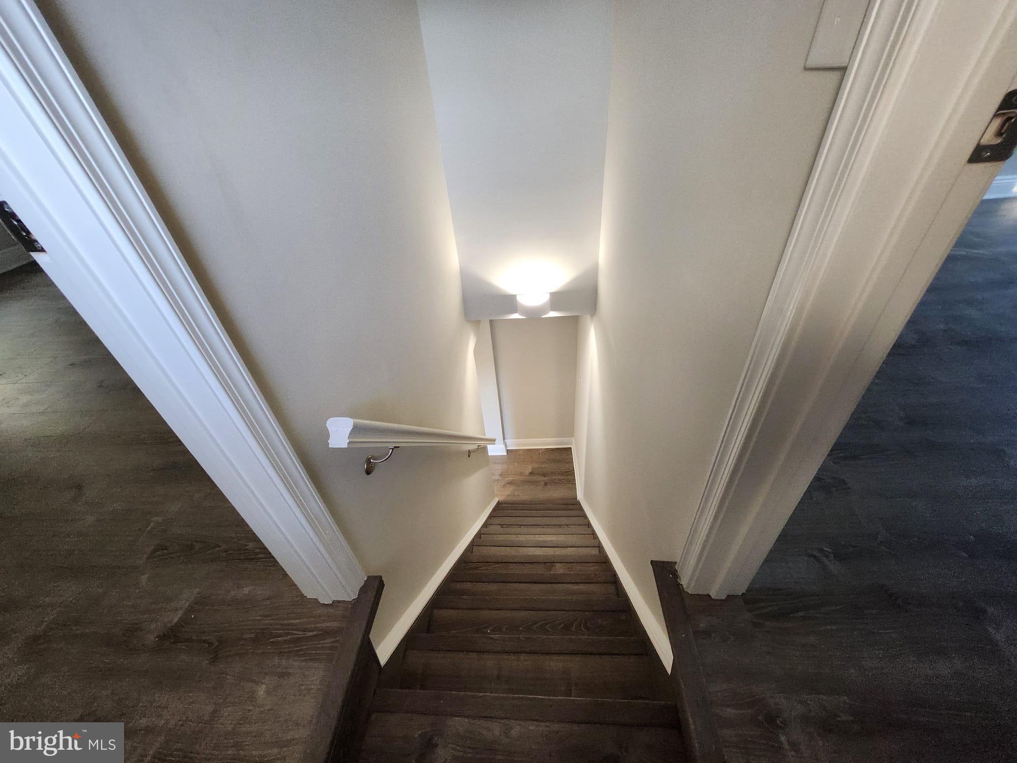 NORRISTOWN - Residential