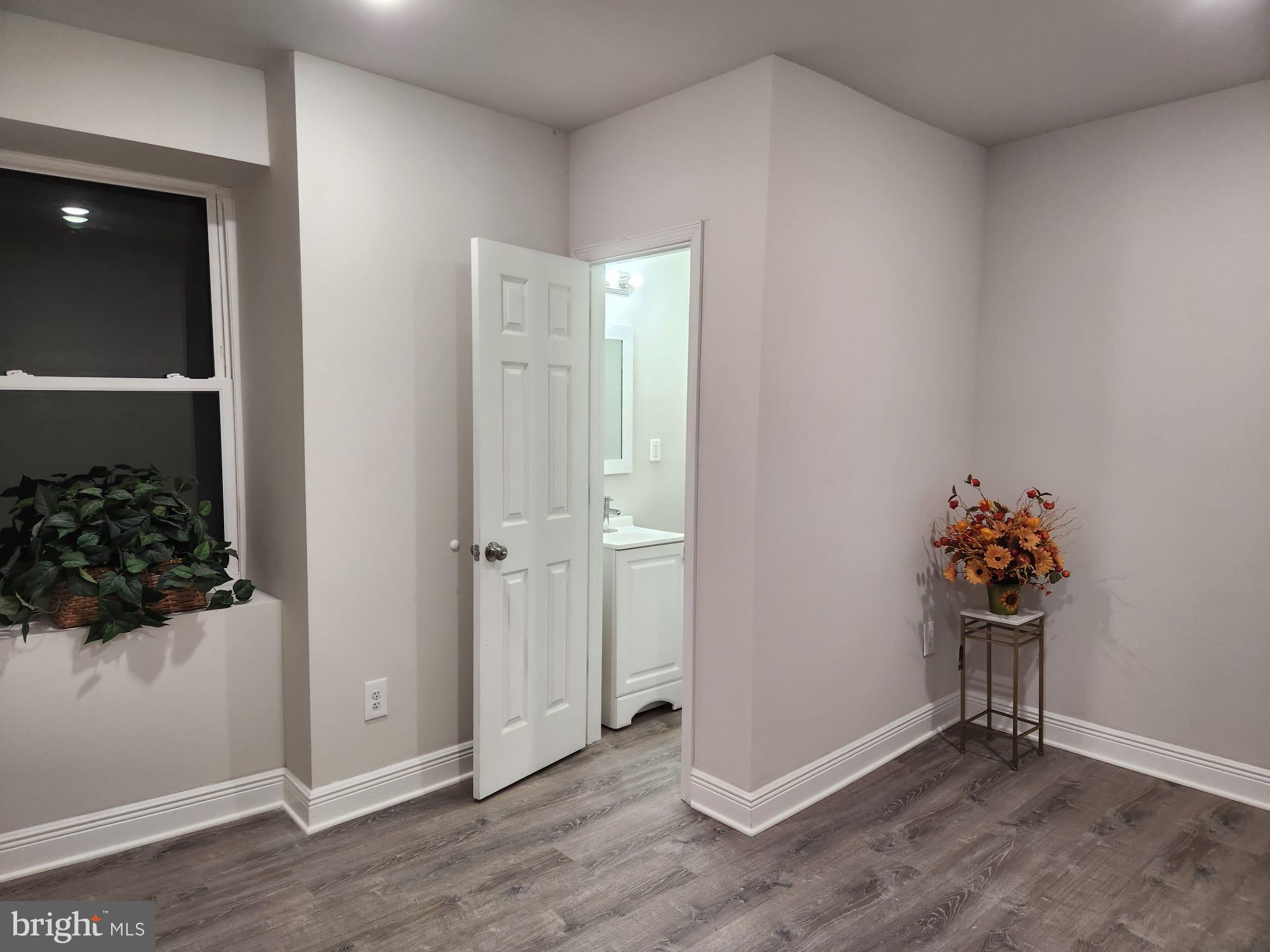 NORRISTOWN - Residential