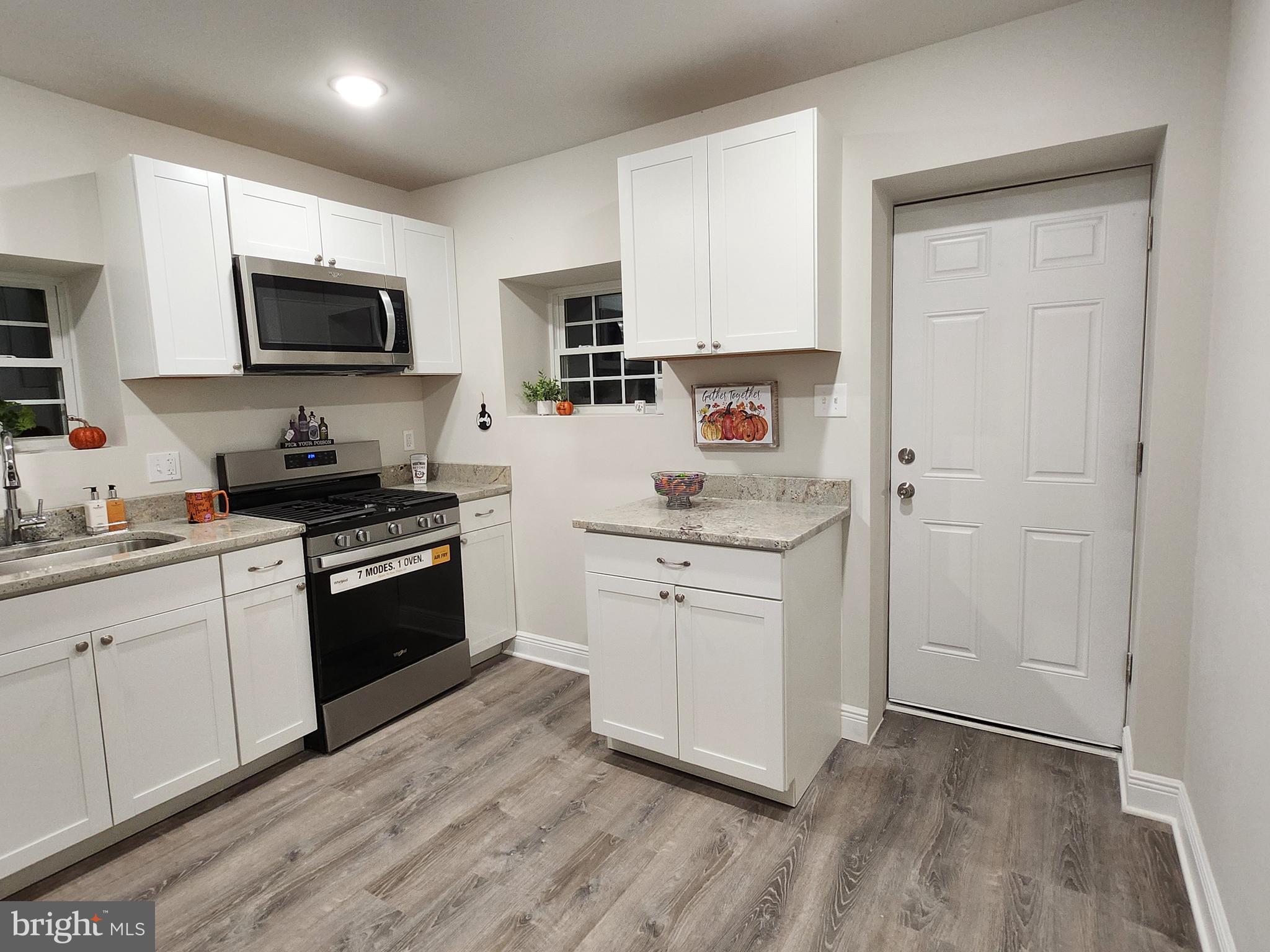 NORRISTOWN - Residential