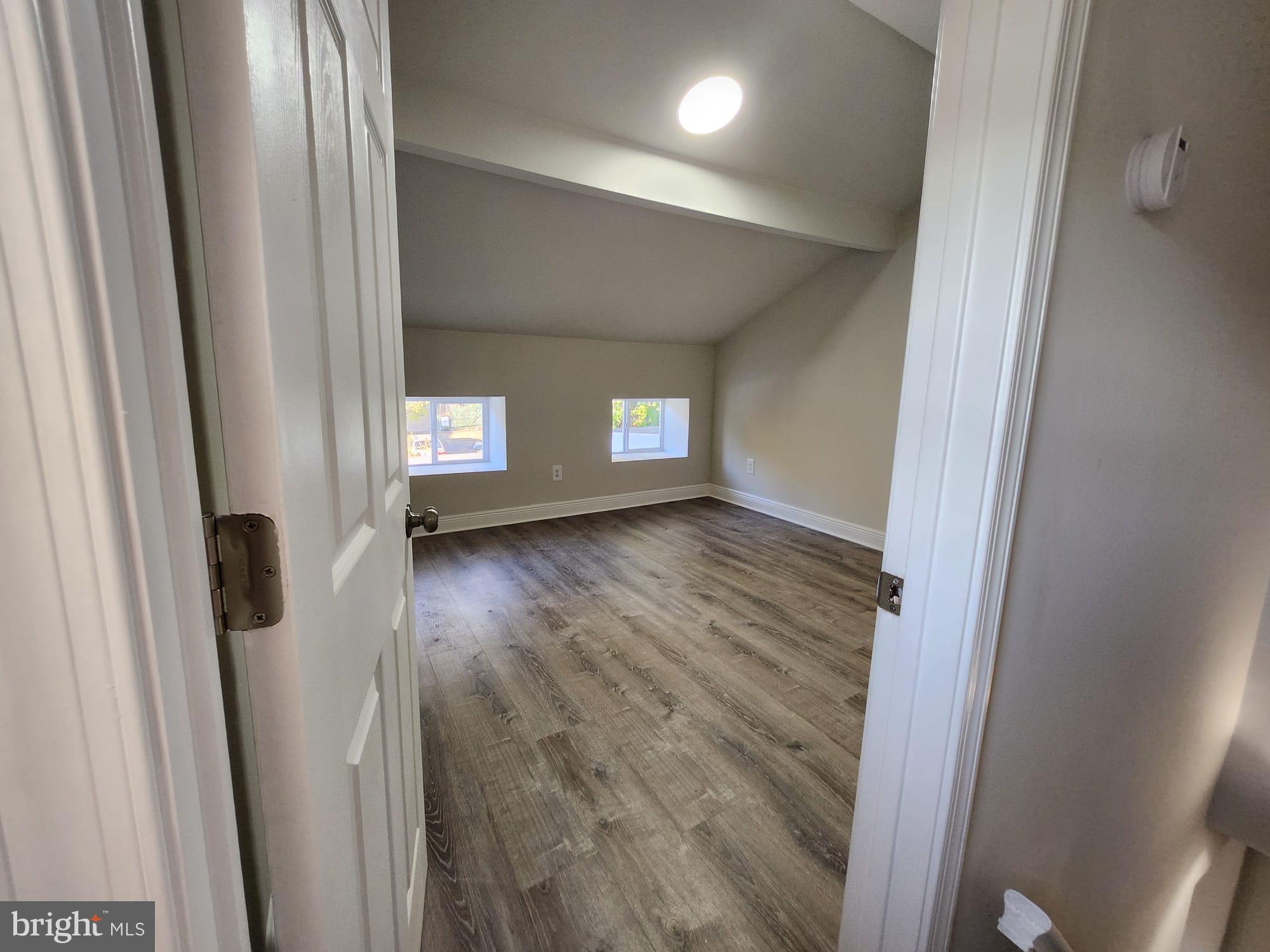 NORRISTOWN - Residential
