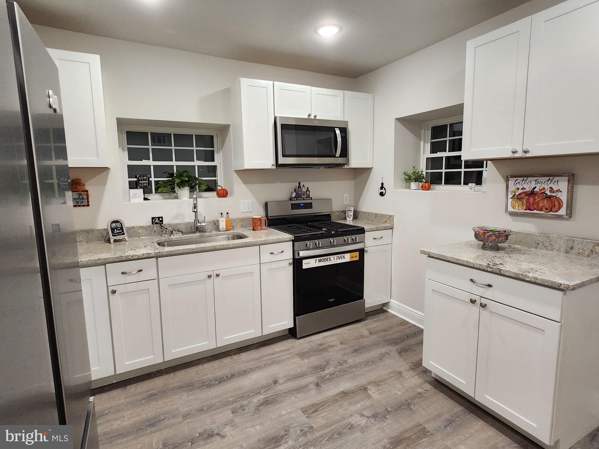 NORRISTOWN - Residential