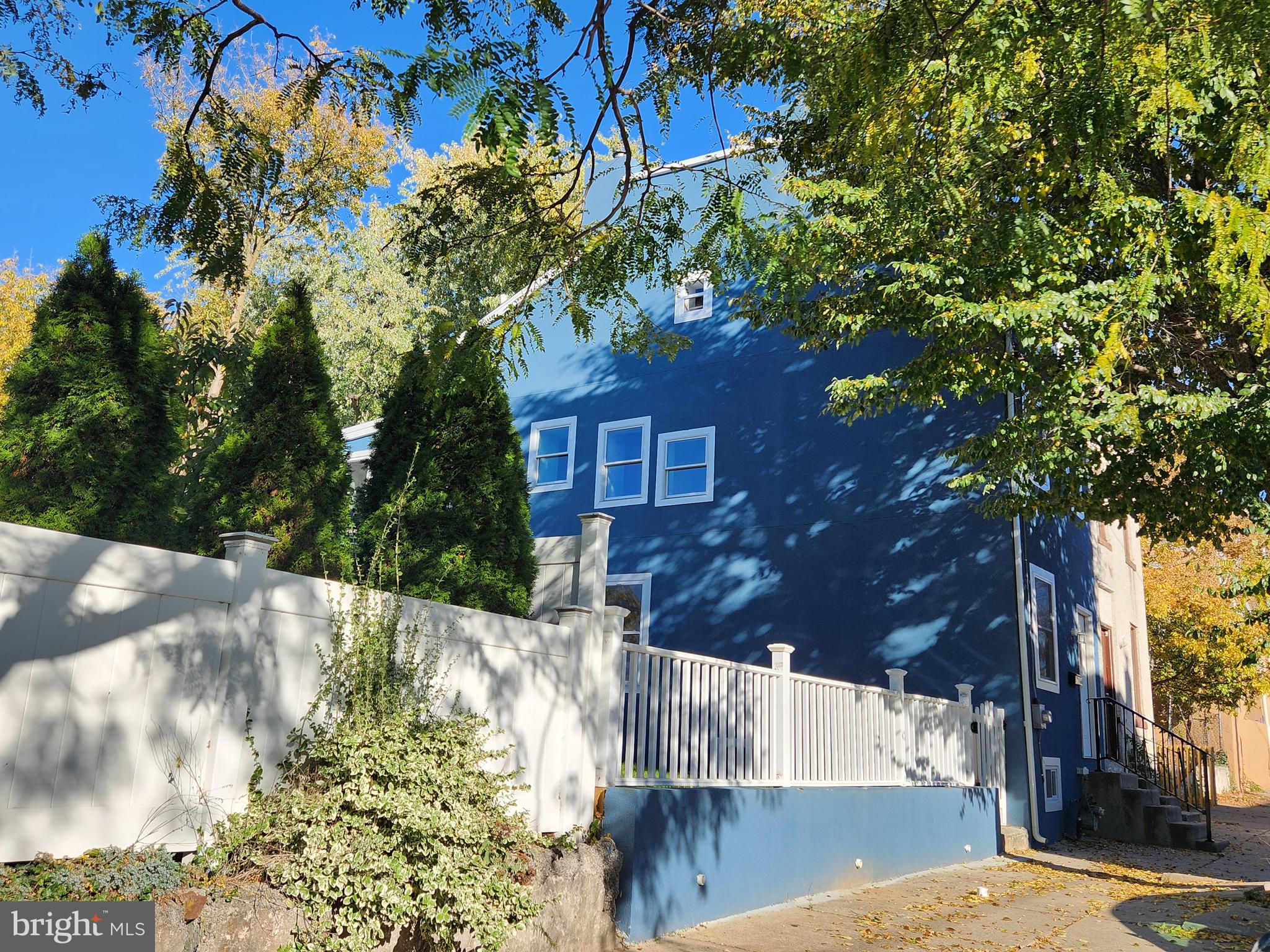 NORRISTOWN - Residential