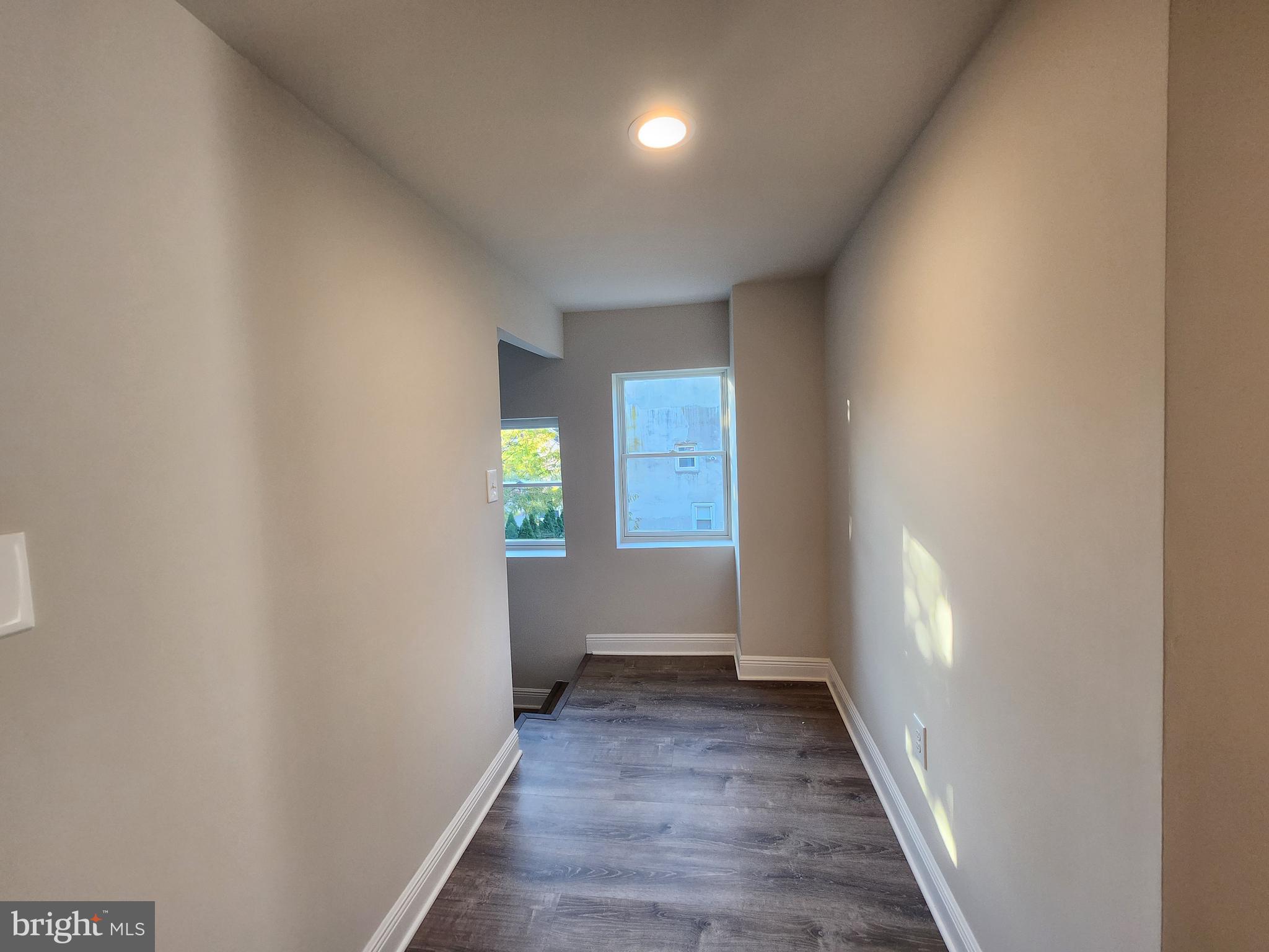 NORRISTOWN - Residential