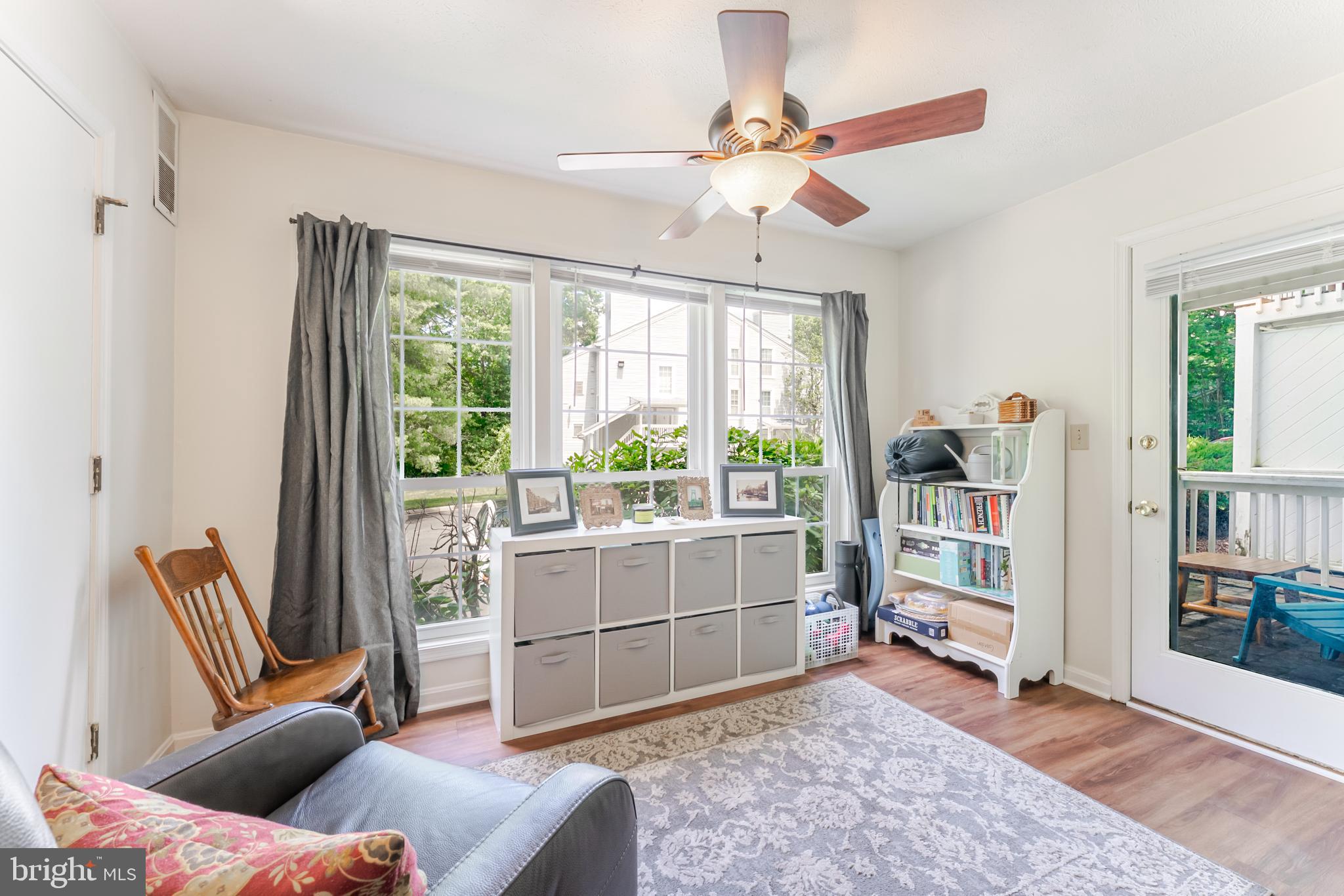 VININGS CONDO - Residential