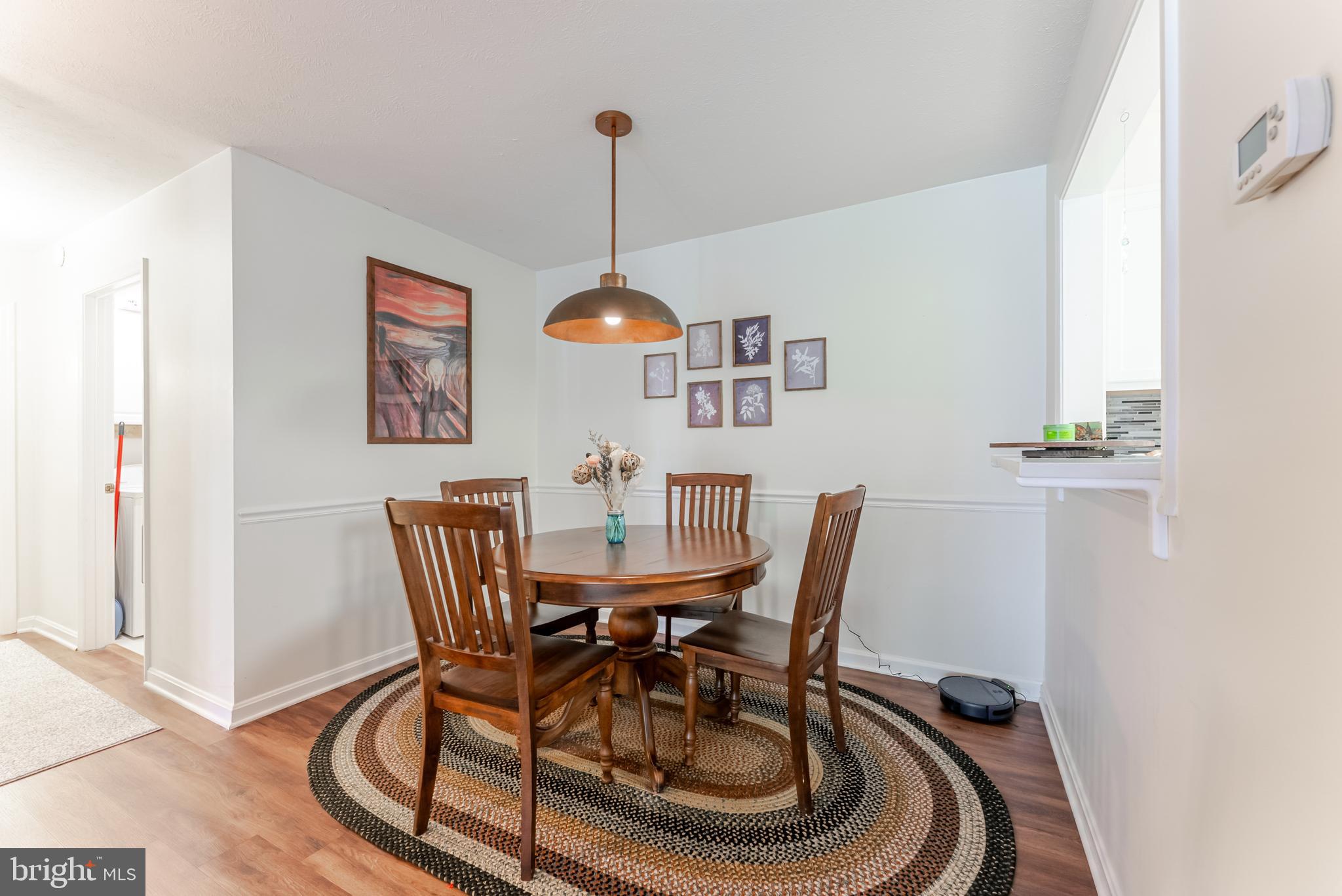 VININGS CONDO - Residential
