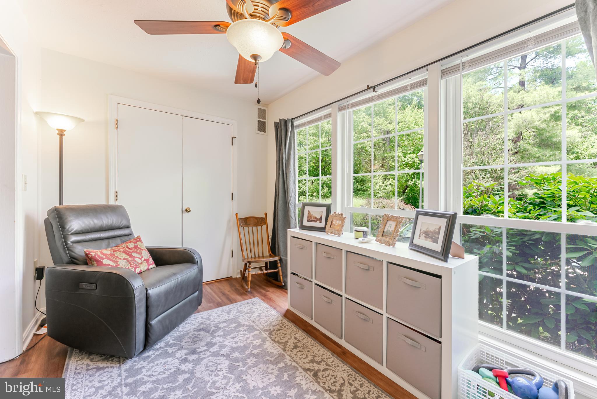 VININGS CONDO - Residential