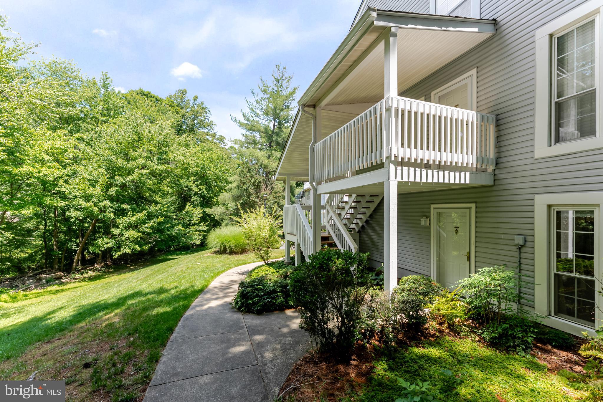 VININGS CONDO - Residential