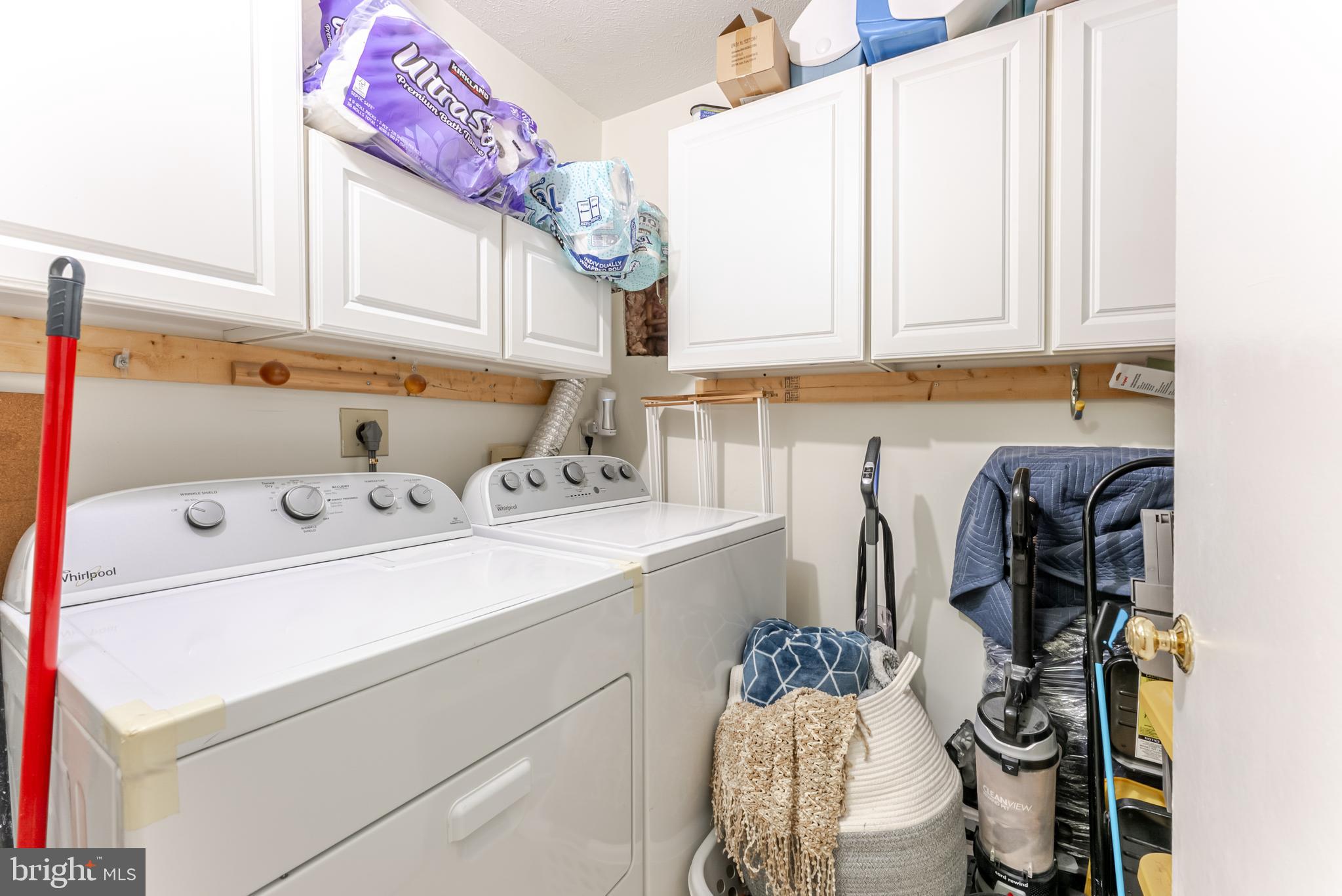 VININGS CONDO - Residential