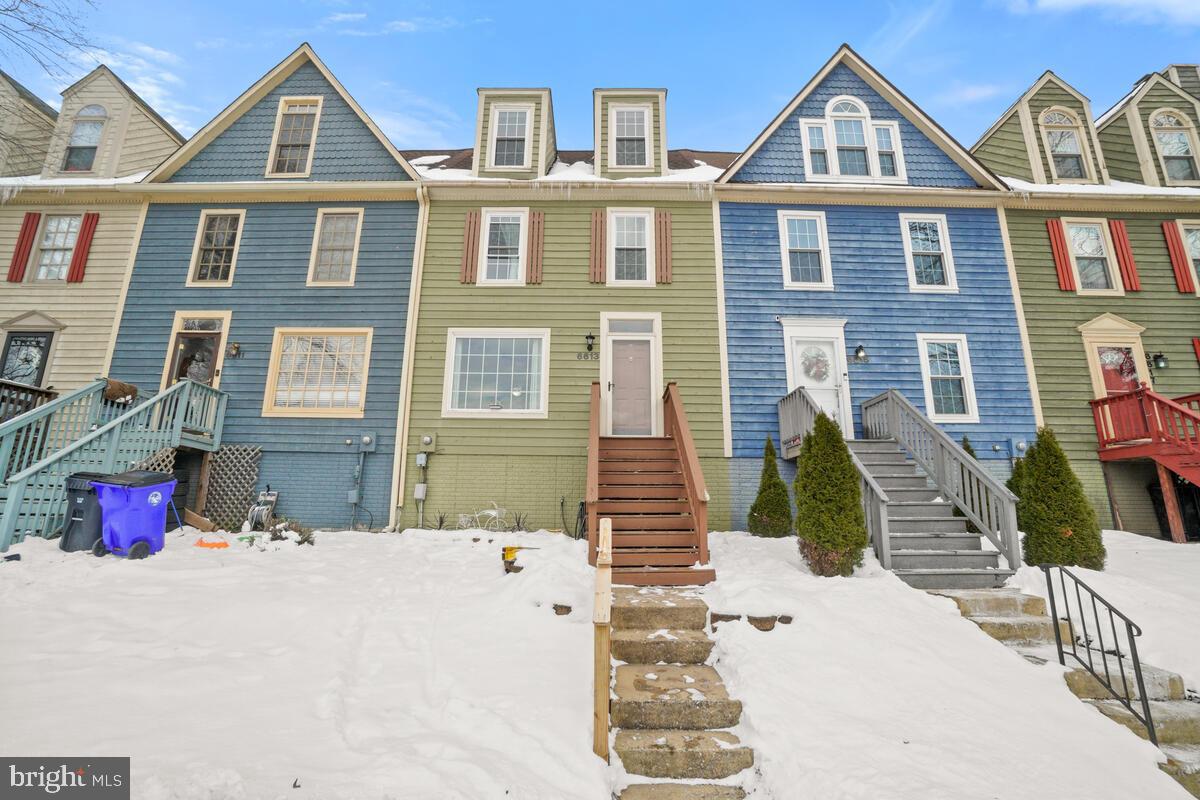 Beautiful 3 bedroom 2.5 bath townhome in Lake Linganore with many updates.  The first floor plan offers an open concept family room, dining room and kitchen that leads directly onto the rear patio.  The yard is fenced in for privacy and entertaining. The second floor has 2 generous sized bedrooms and a hall bathroom, Moving to the top floor and the owner’s suite, you’ll find a get away. Very generous size bedroom with two dormer windows and a wall mounted fireplace for those cool evenings. The walk in closet has been updated with cubbies and shelving while the owner’s bath has a separate area vanity while the oversized tub and water closet are in their own separate space.  In the basement you have a finished recreation room, laundry, and a half bath.  Location is prime with convenience to the major interstates, I-70, I-270, and other commuter routes.  Enjoy the great eateries and shops in New Market and the charm of Lake Linganore.  

One time capitalization fee of $1000 and $75 HOA transfer fee to be paid by the buyer at time of closing.