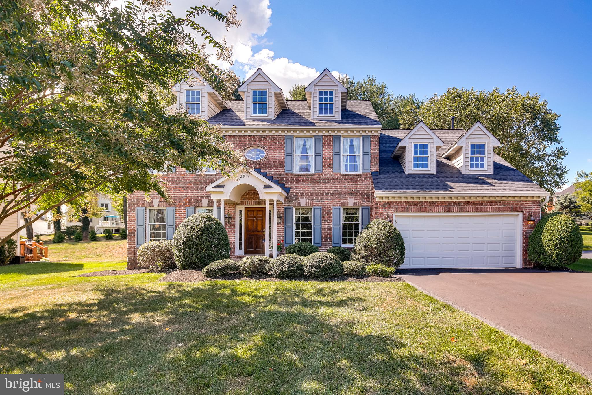 MUST SEE!!  IMPECCABLE 4 BEDROOM/3.5 BATH HOME IN THE COVETED TURF VALLEY OVERLOOK. MAIN LEVEL BOASTS FORMAL DINING ROOM & FORMAL LIVING ROOM, GOURMET EAT-IN KITCHEN W/ GRANITE COUNTER TOPS, AN ABUNDANCE OF CABINET SPACE, ISLAND & SLIDING GLASS DOOR OPENING TO LUSH BACK YARD  AND PATIO. FAMILY ROOM OFF KITCHEN W/ STATELY EXPOSED BRICK GAS FIREPLACE & MANTLE W/ BRIGHT SUN ROOM. UPPER LEVEL HAS IMPRESSIVE MASTER SUITE W/ CATHEDRAL CEILINGS & MASSIVE WALK IN CLOSETS. MASTER BATH OFFERS DOUBLE SINK, SOAKING TUB AND WALK-IN SHOWER. LOWER LEVEL HAS MASSIVE GAME ROOM, BUILT IN BAR AND MEDIA CENTER, PLUS BONUS ROOM FOR 5TH BEDROOM OR IN HOME GYM.  ROOF REPLACED IN 2018, HOME WARRANTY INCLUDED.  HURRY!