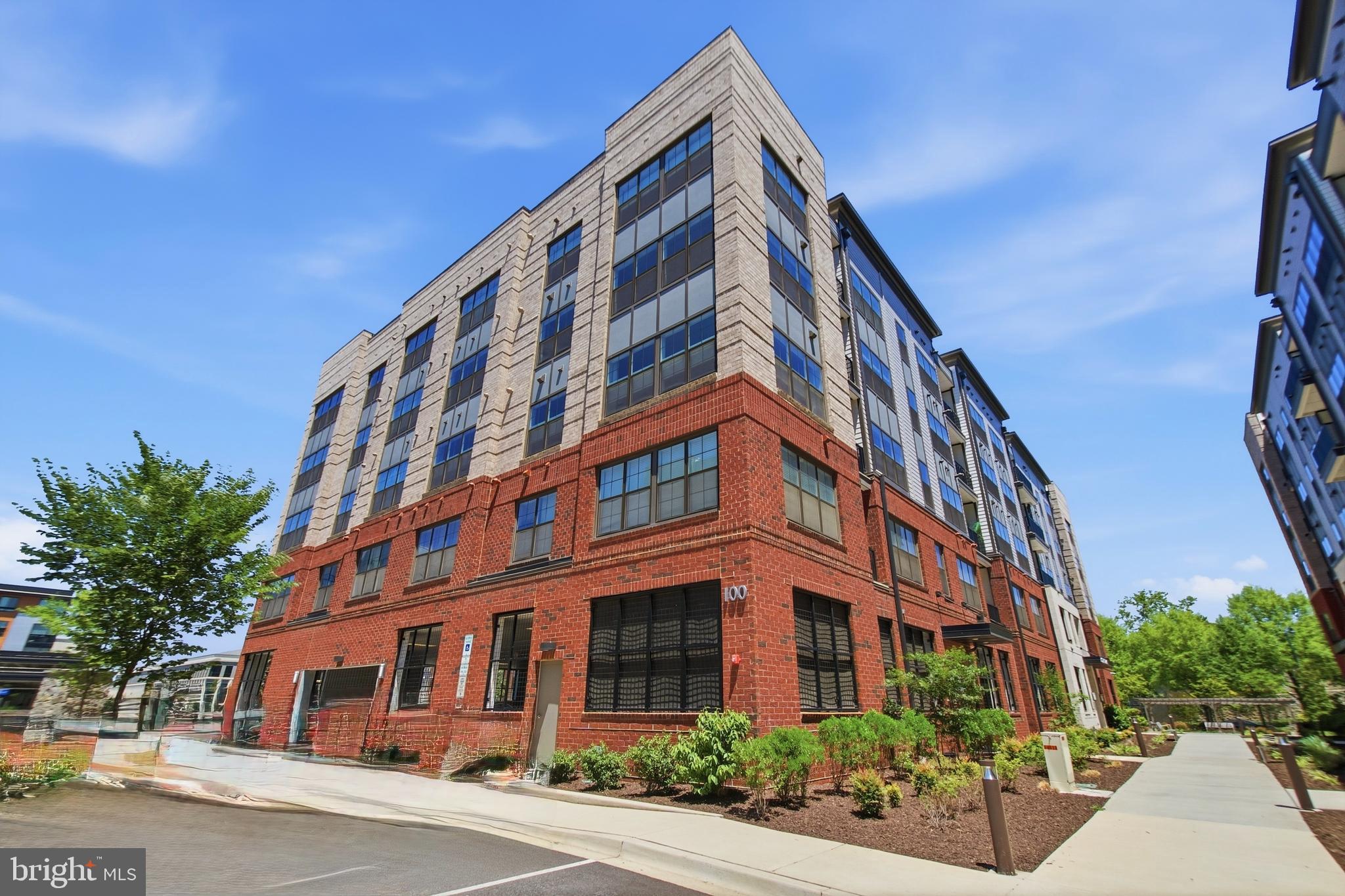 THE FLATS AT NATIONAL HARBOR - Residential
