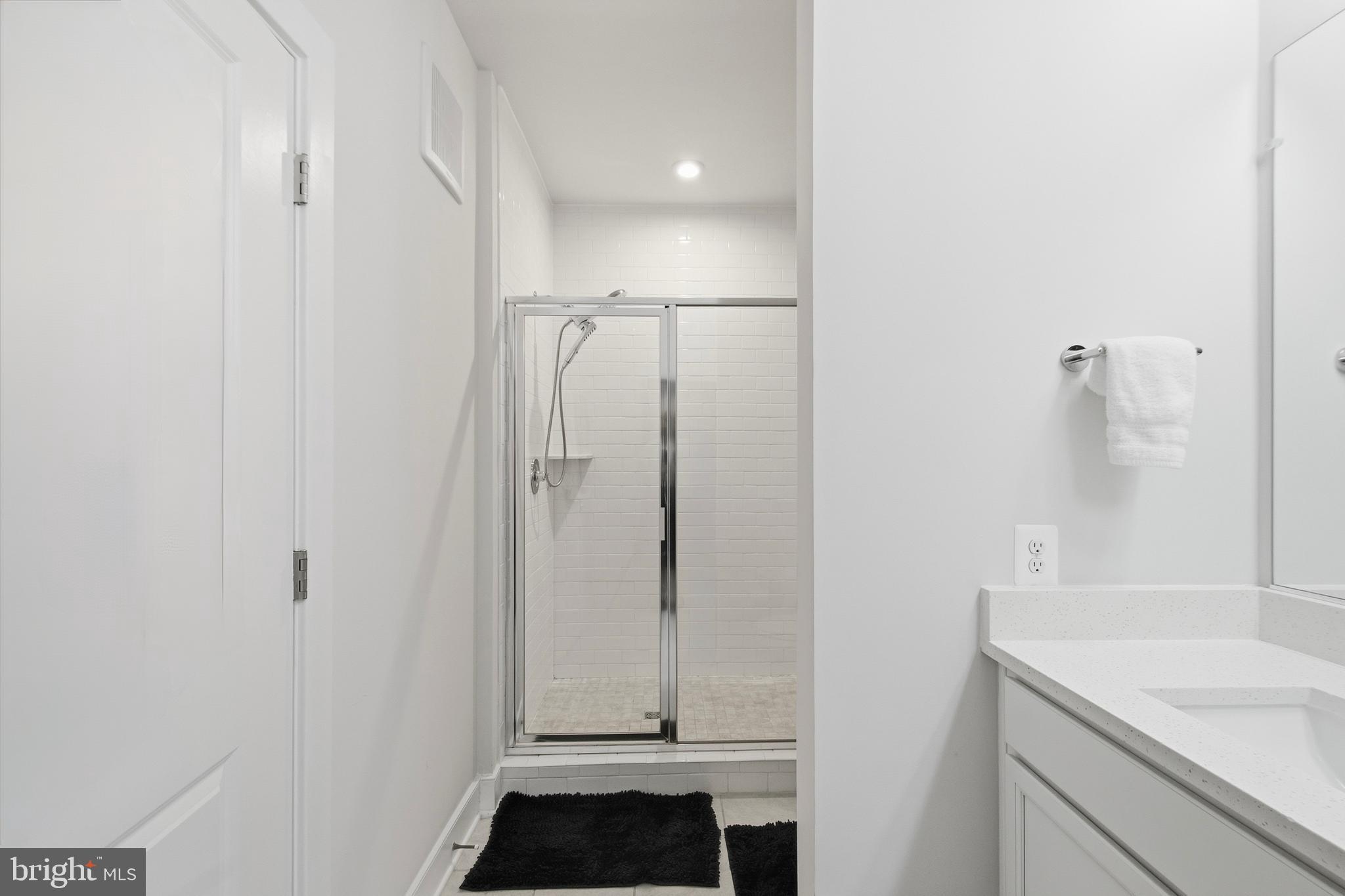 THE FLATS AT NATIONAL HARBOR - Residential