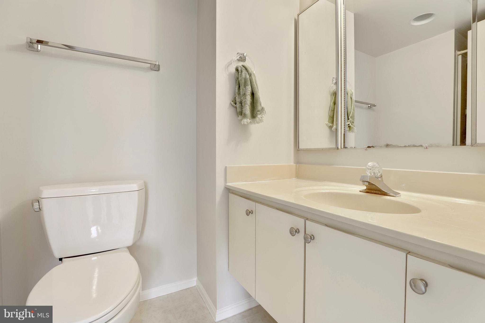 GREENS AT LEISURE WORLD - Residential