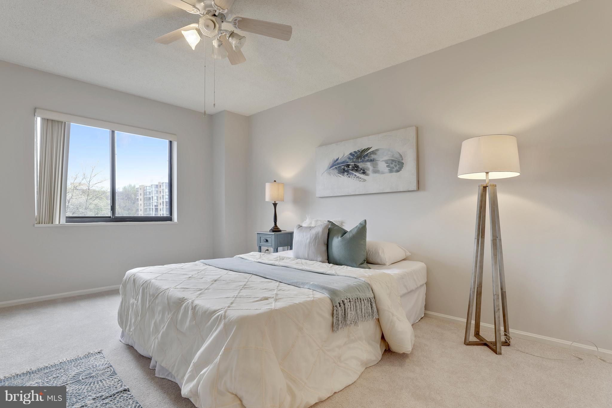 GREENS AT LEISURE WORLD - Residential